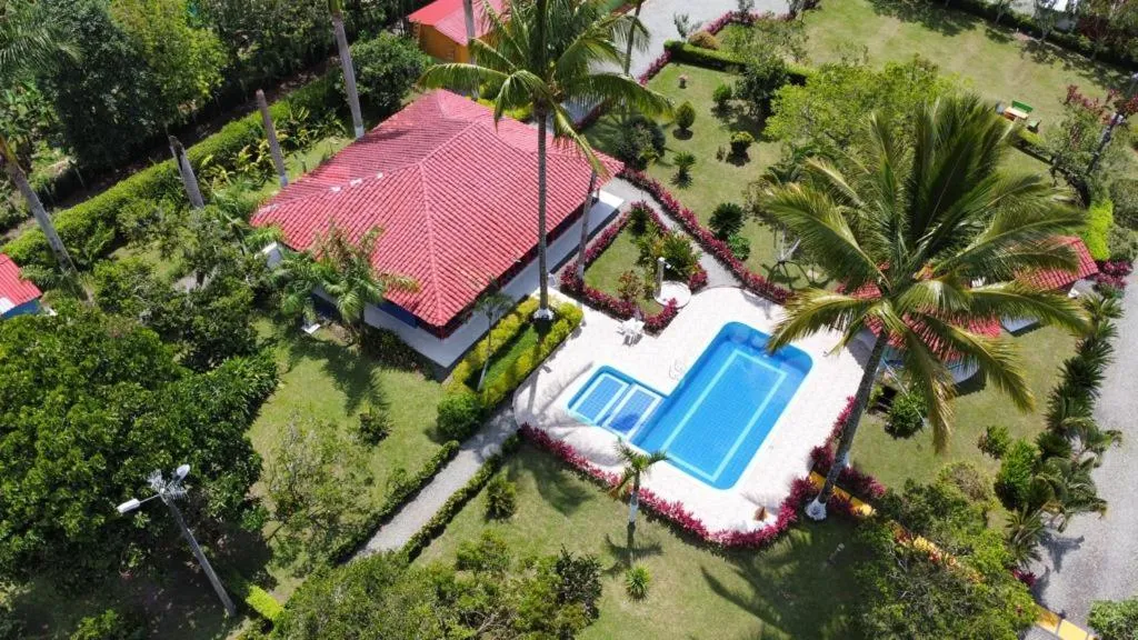 Hotel Campestre Los Tucanes