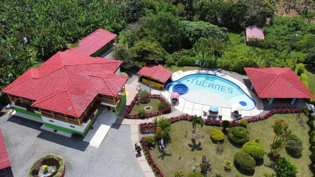 Hotel Campestre Los Tucanes