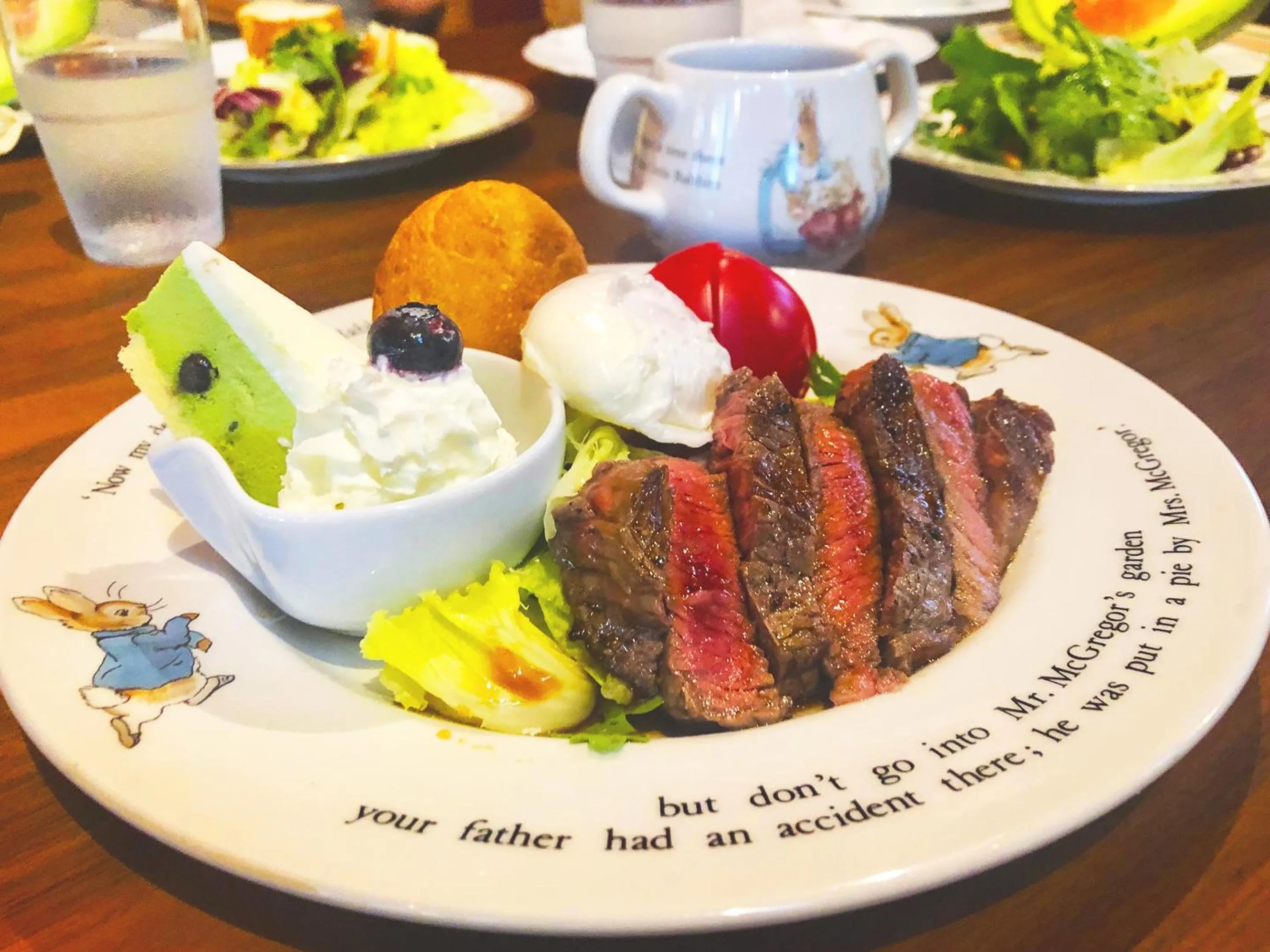 Dinner in Appi Arts Color