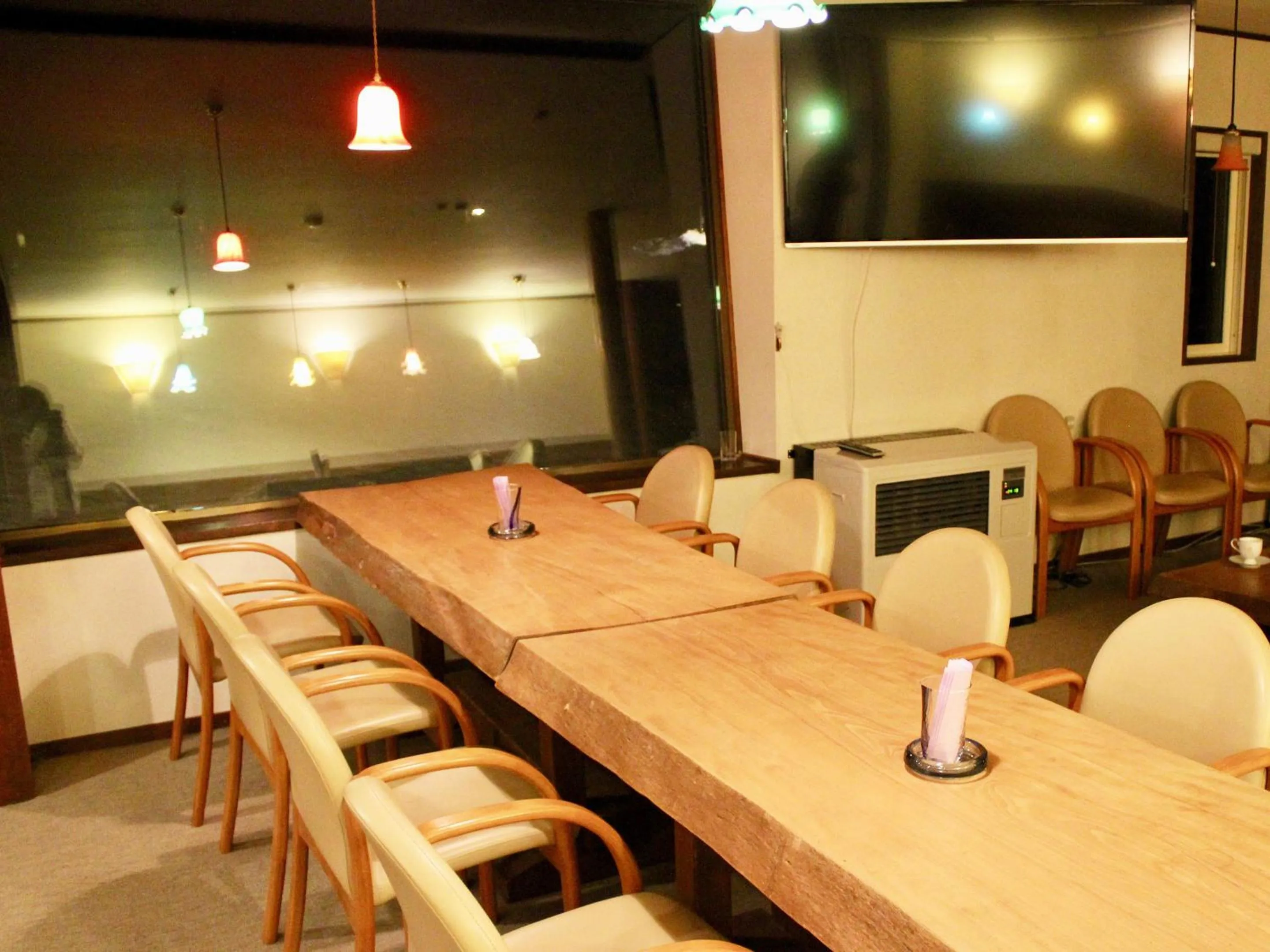 Restaurant/places to eat in Appi Arts Color