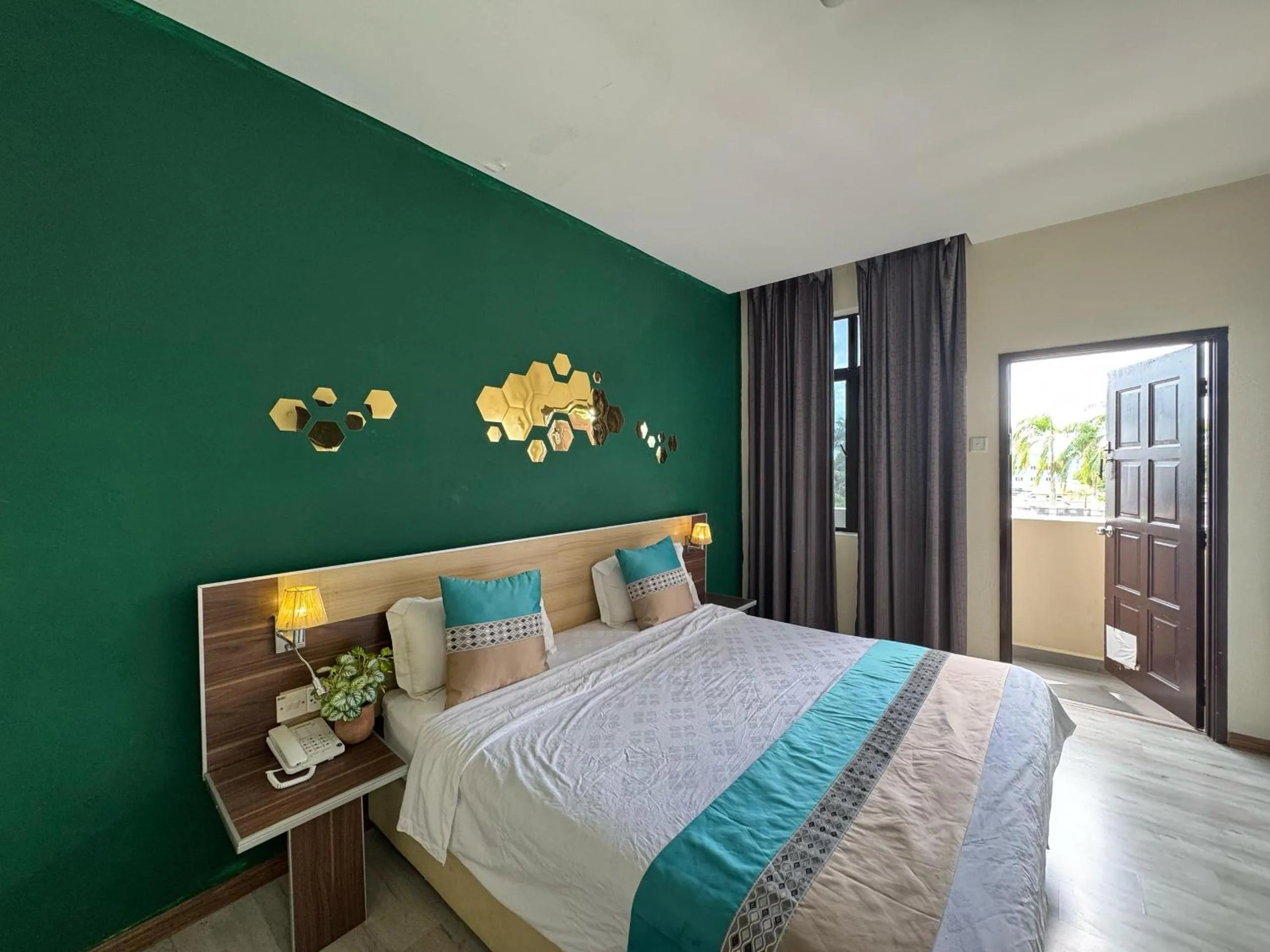 Bed in K Garden Hotel (BS)