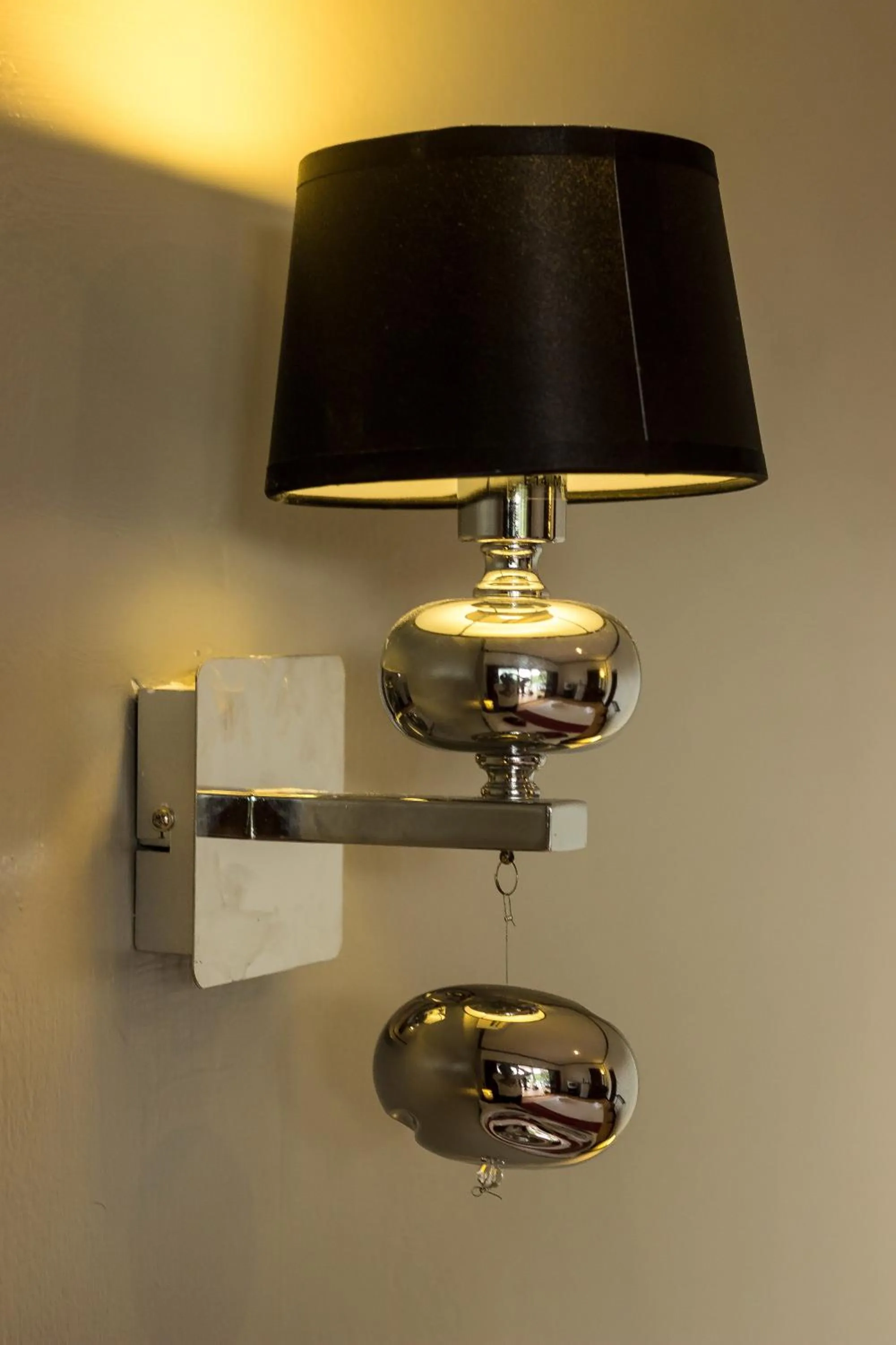 Decorative detail in Two Chefs Inn