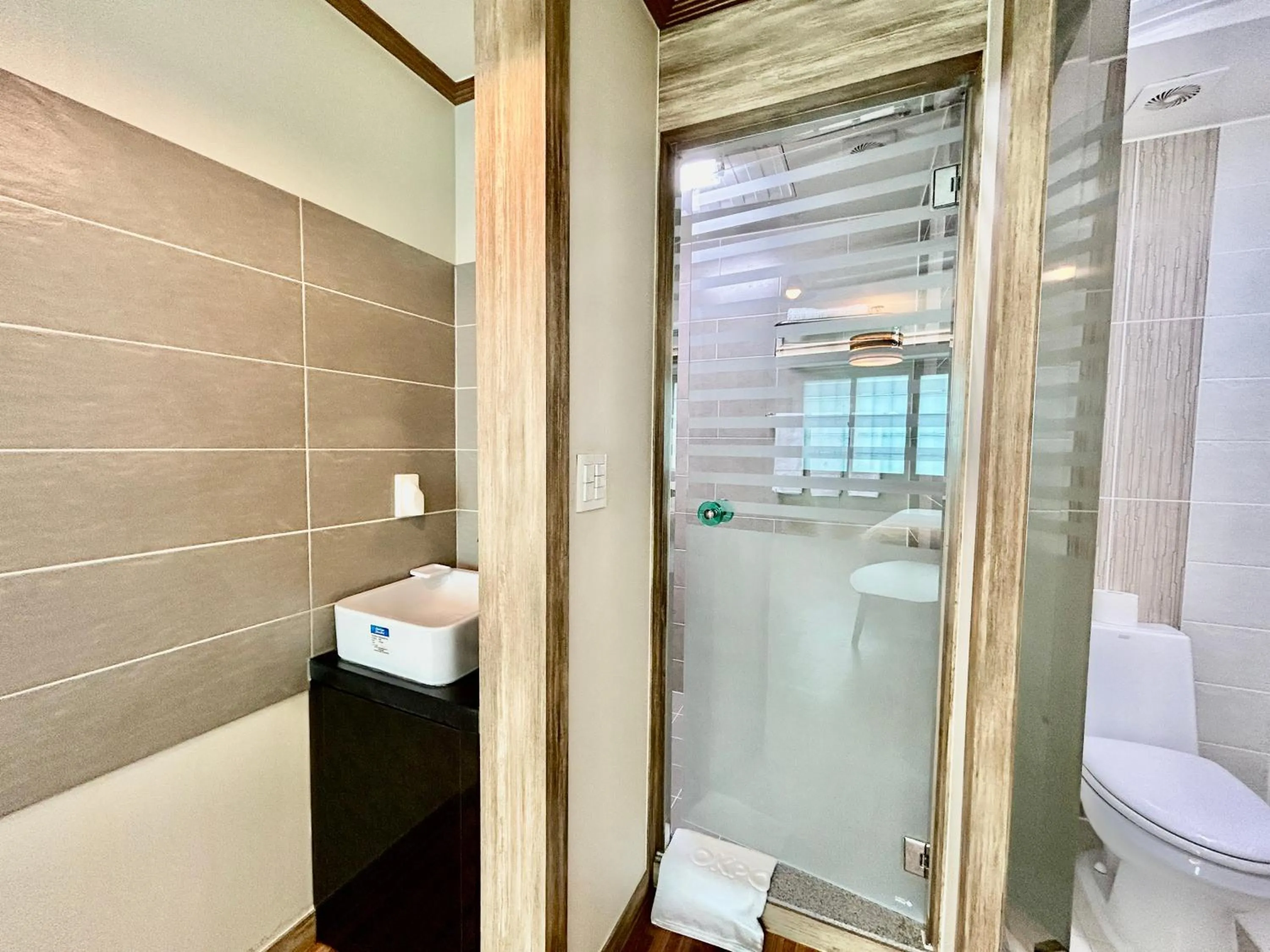 Shower in Okpo business hotel