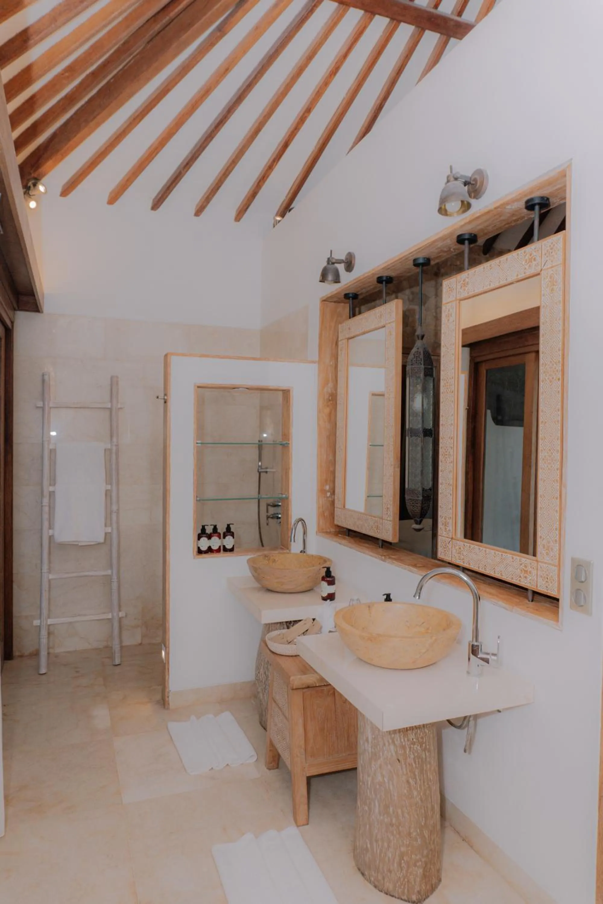 Bathroom in Eliana Resort And Spa