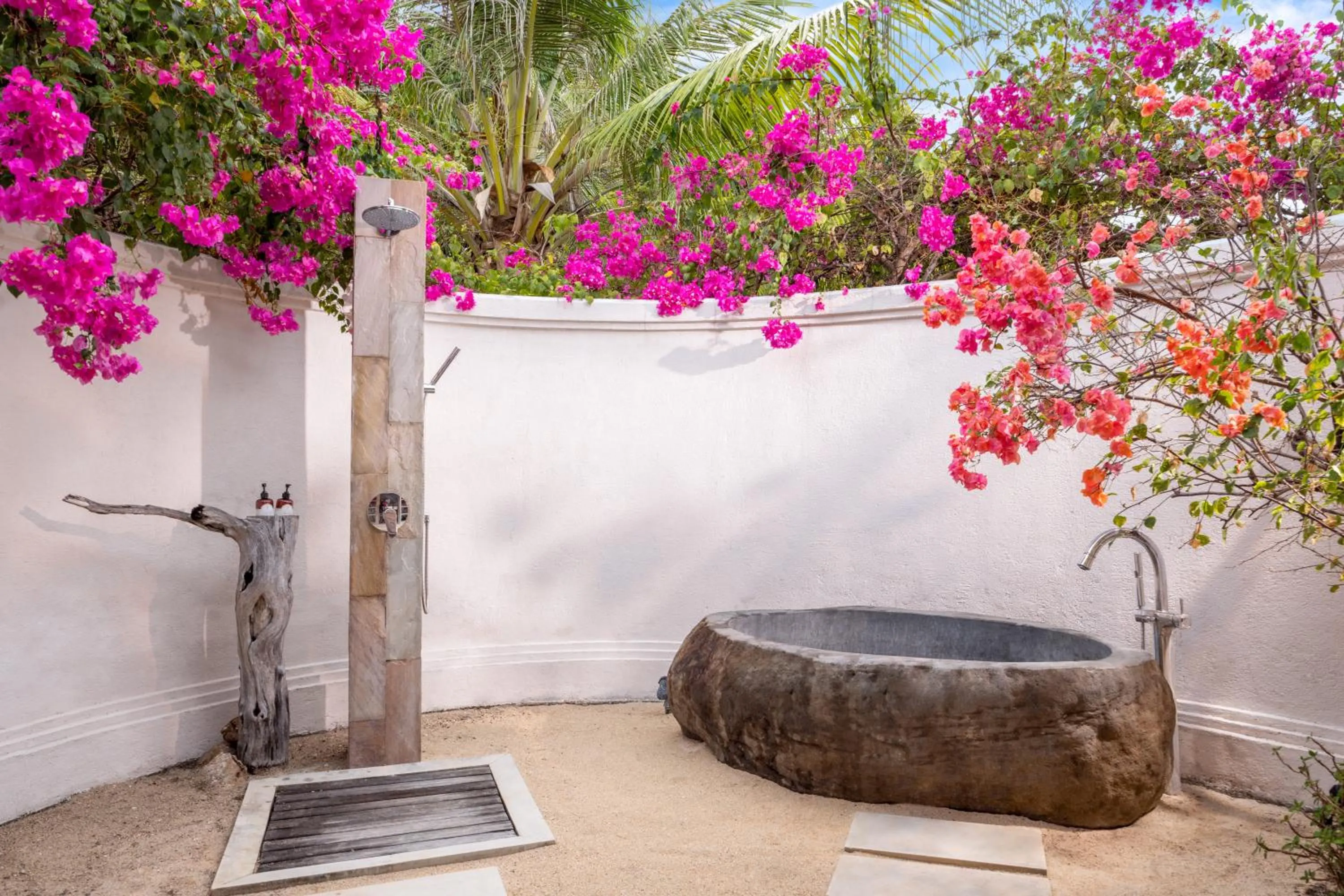 Bathroom in Eliana Resort And Spa