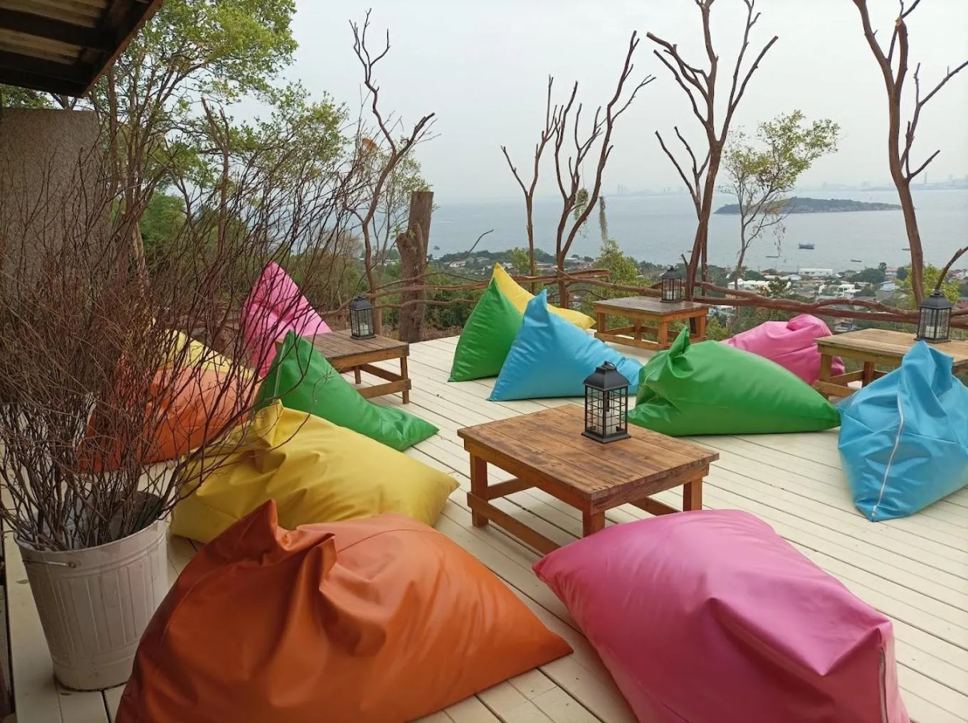 Parinya Hill Homestay & Cafe Koh Larn