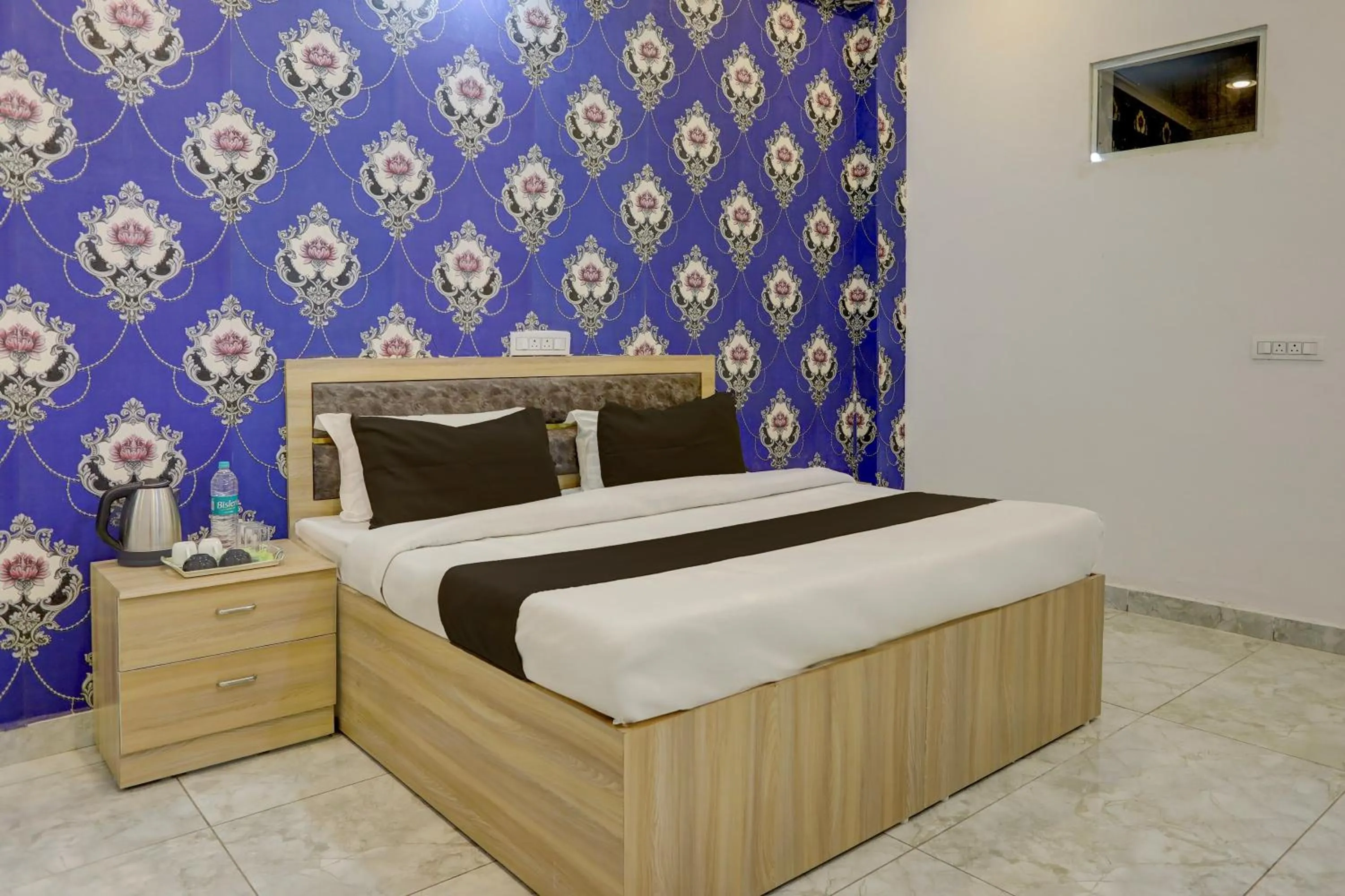 Bedroom in Hotel O BR INN