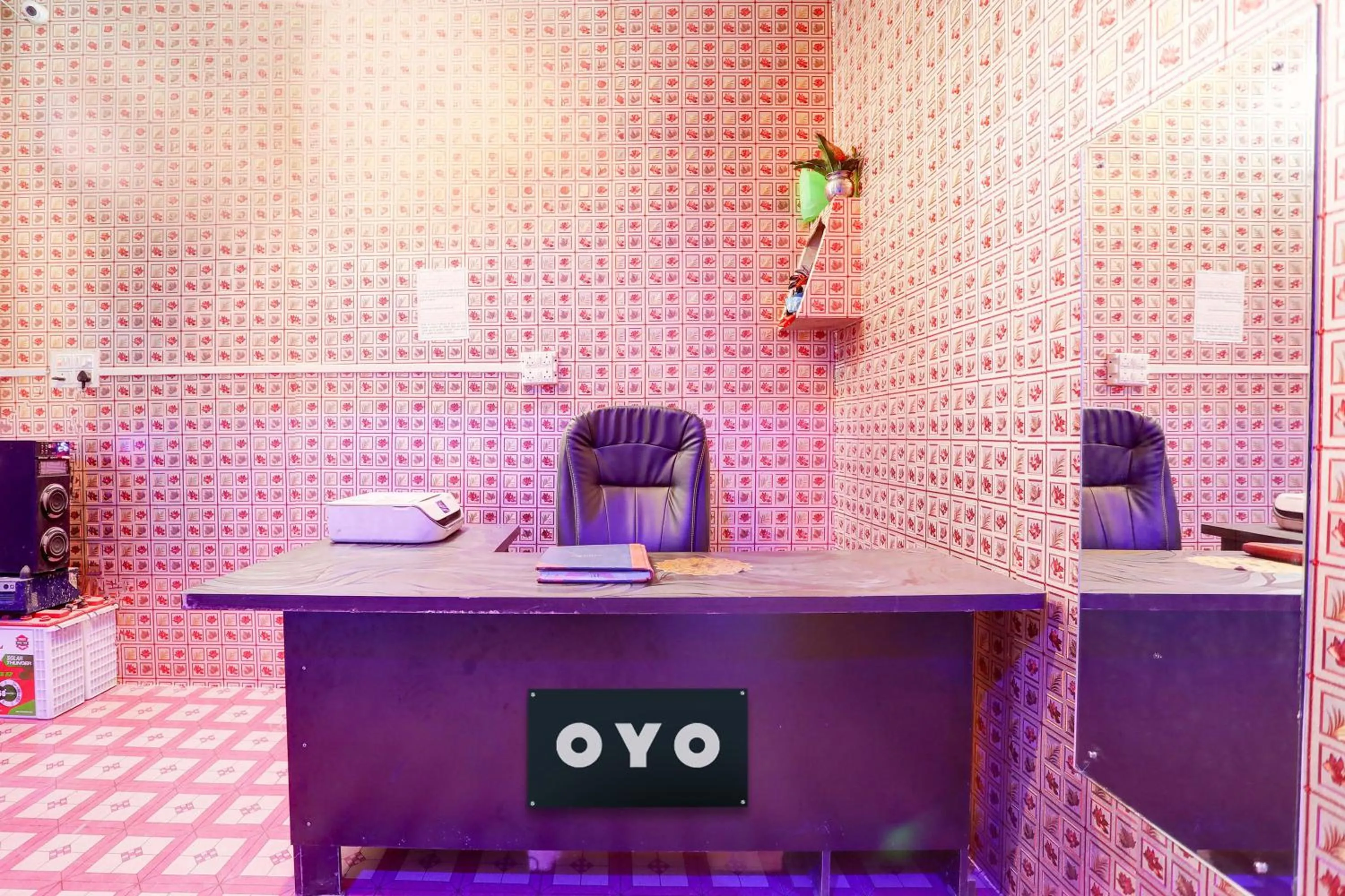 Lobby or reception in Hotel O D.K. PALACE HOTEL & ROOMS