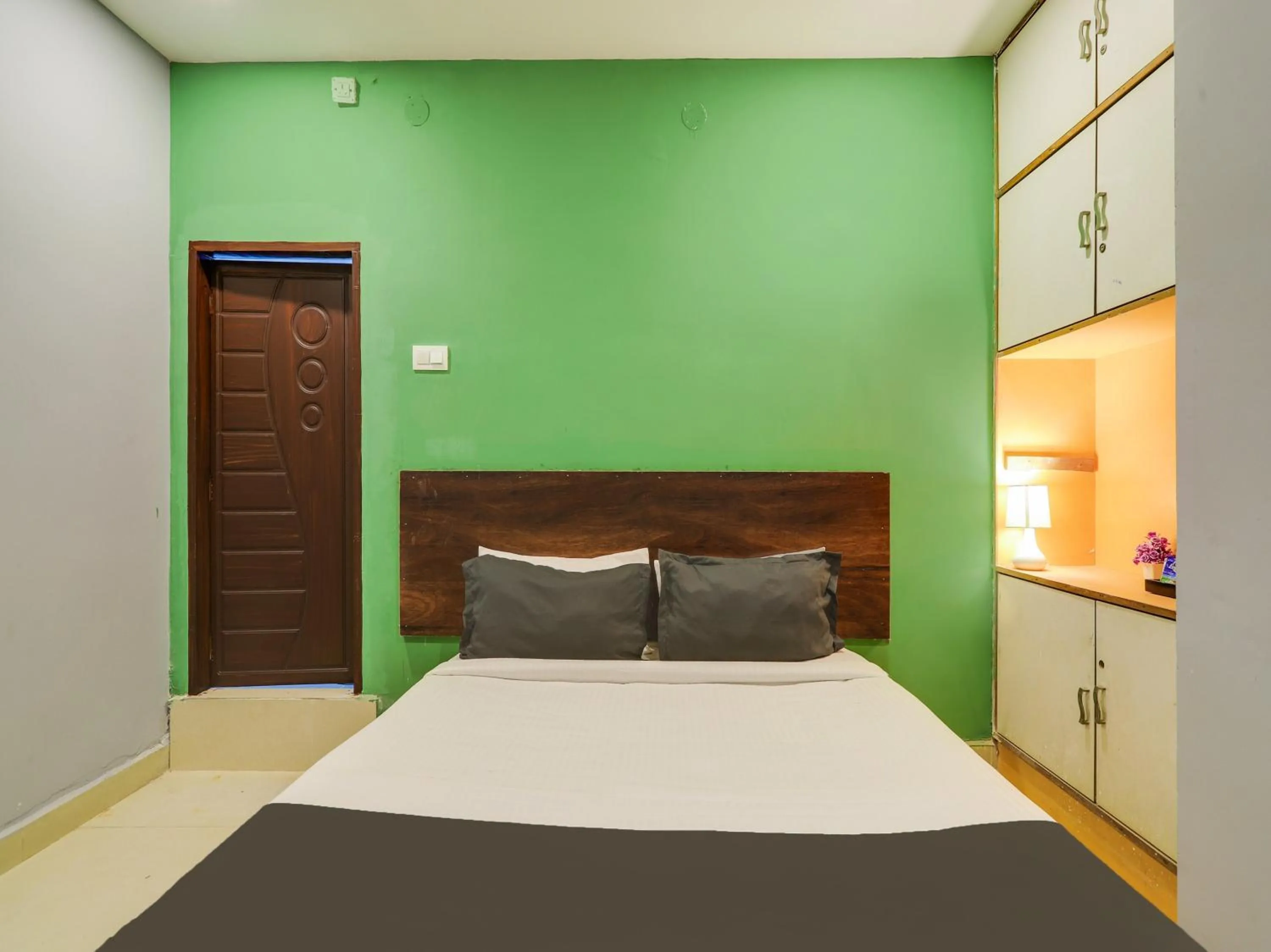 Bedroom in Hotel O Ragas