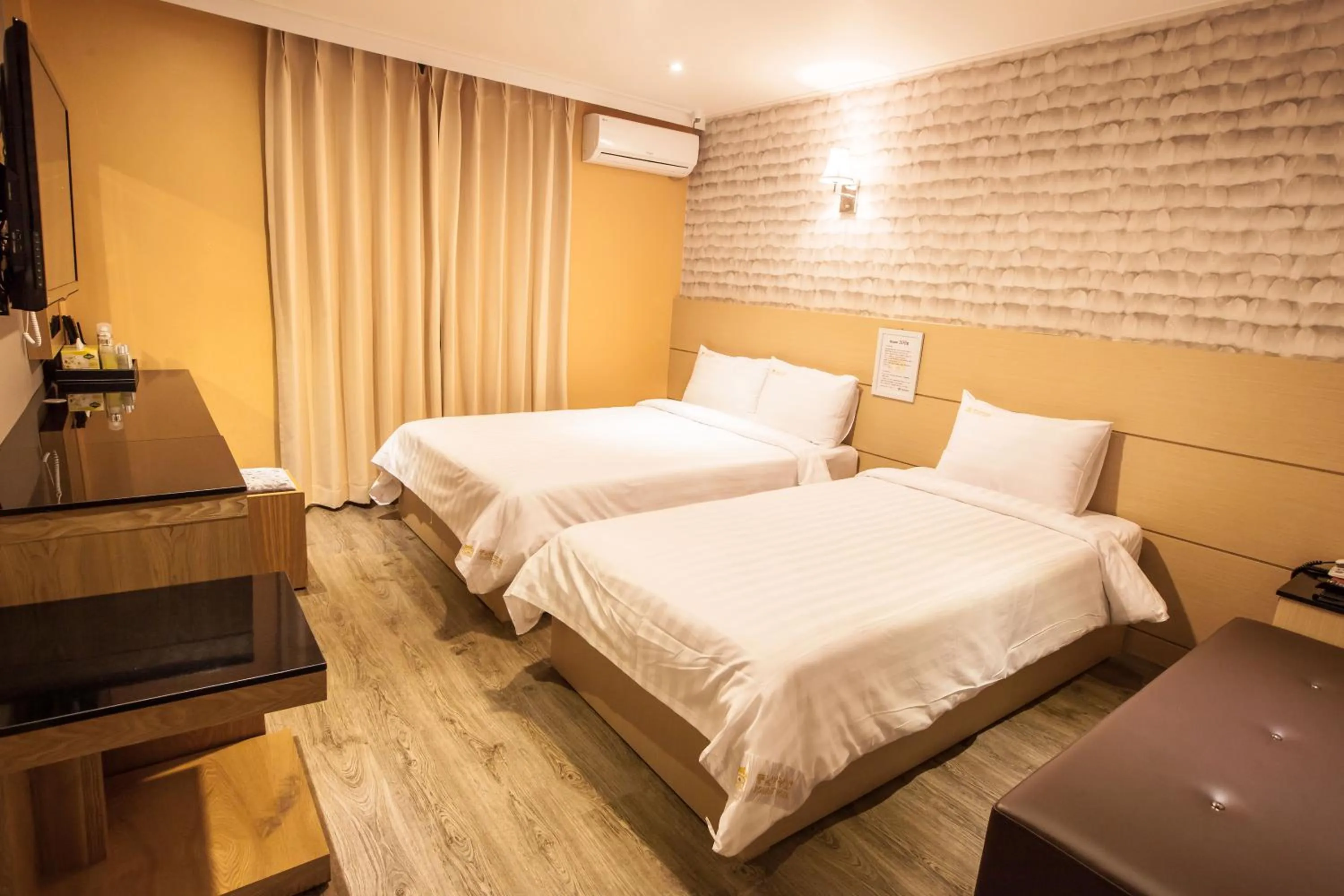 Pungnam Tourist Hotel