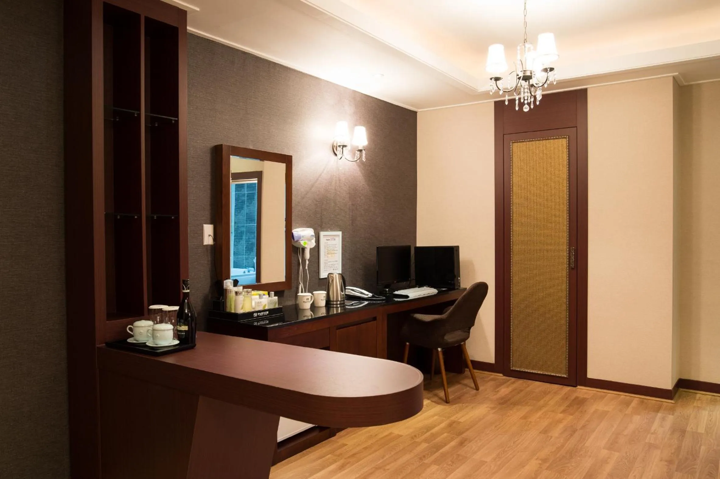 Pungnam Tourist Hotel