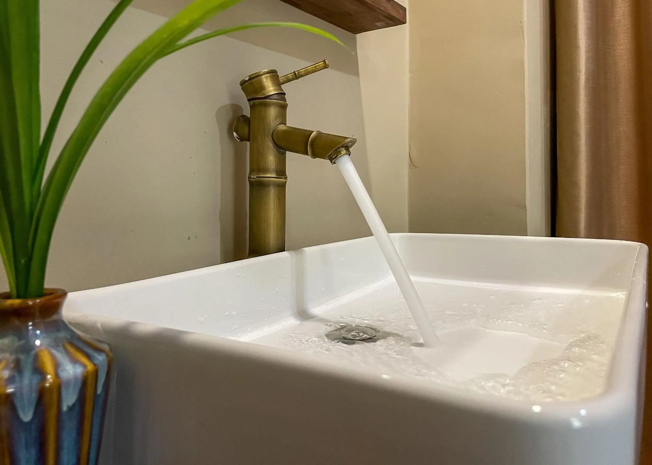 Shower in Cottage Retreat DALAT