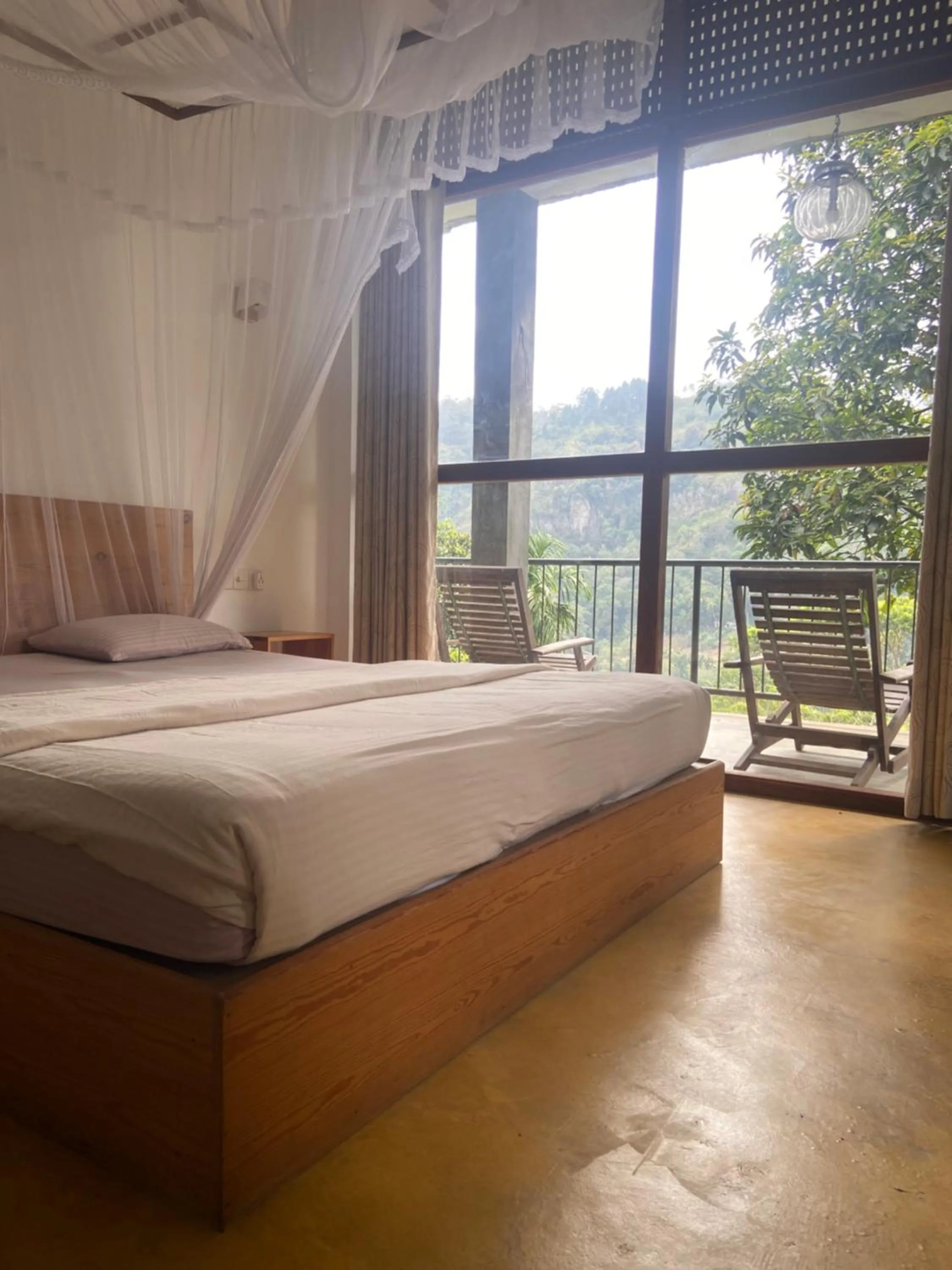 Bed in Raveena Guest House