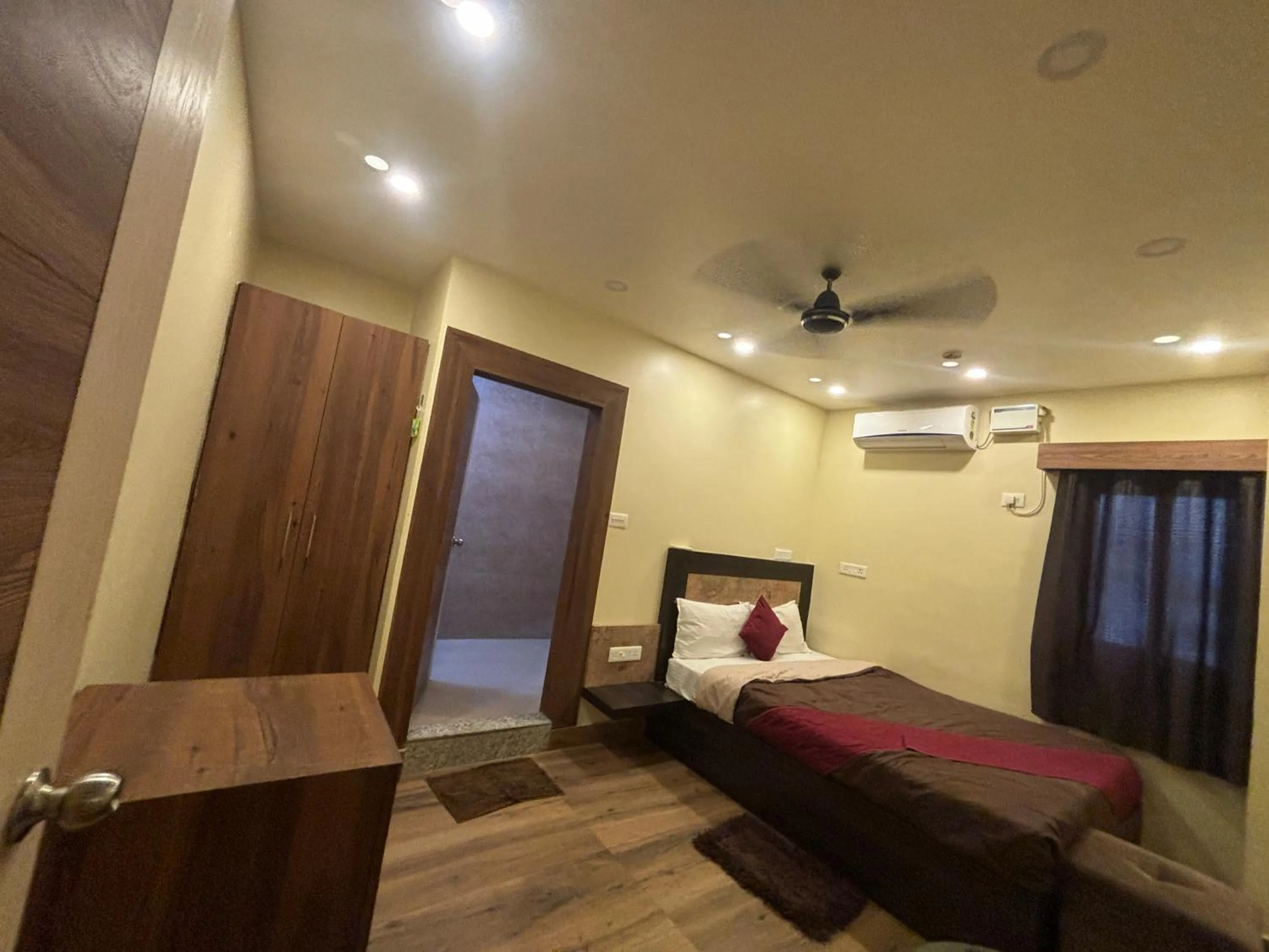 Bed in Hotel Bay Walk