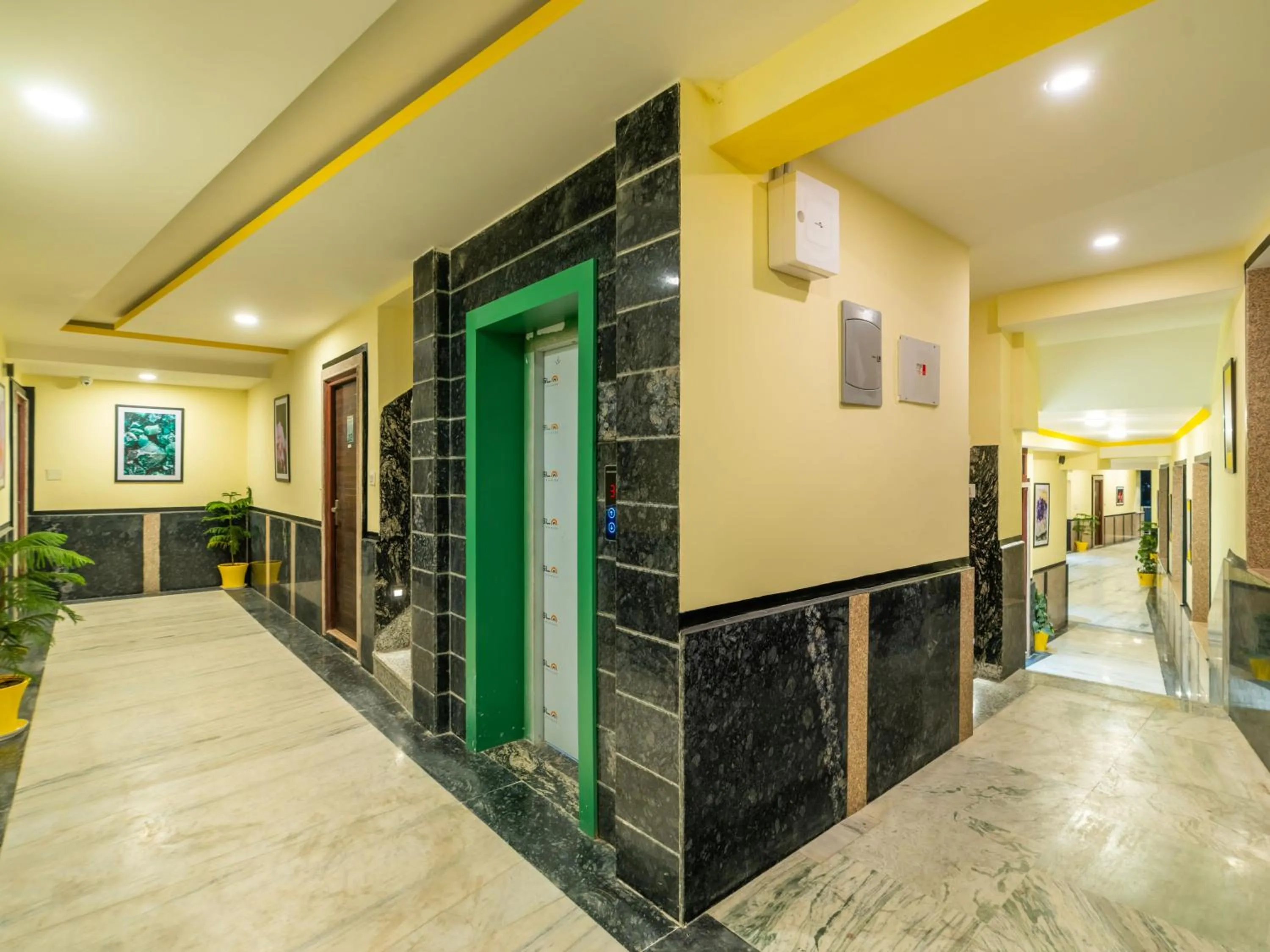 Facade/entrance in The Hosteller Rishikesh, Ganges