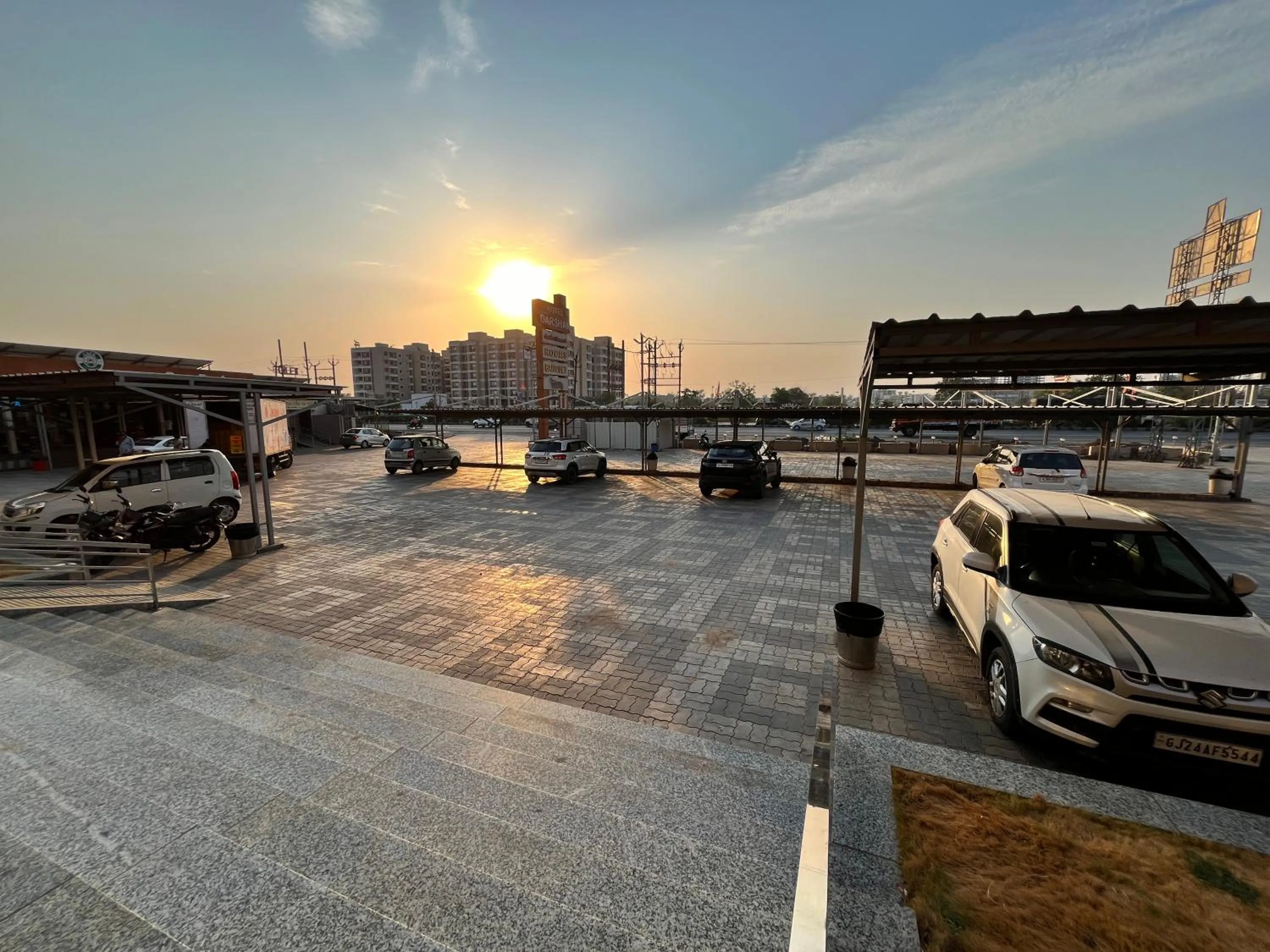 Parking in Hotel Grand Darshan Vadodara
