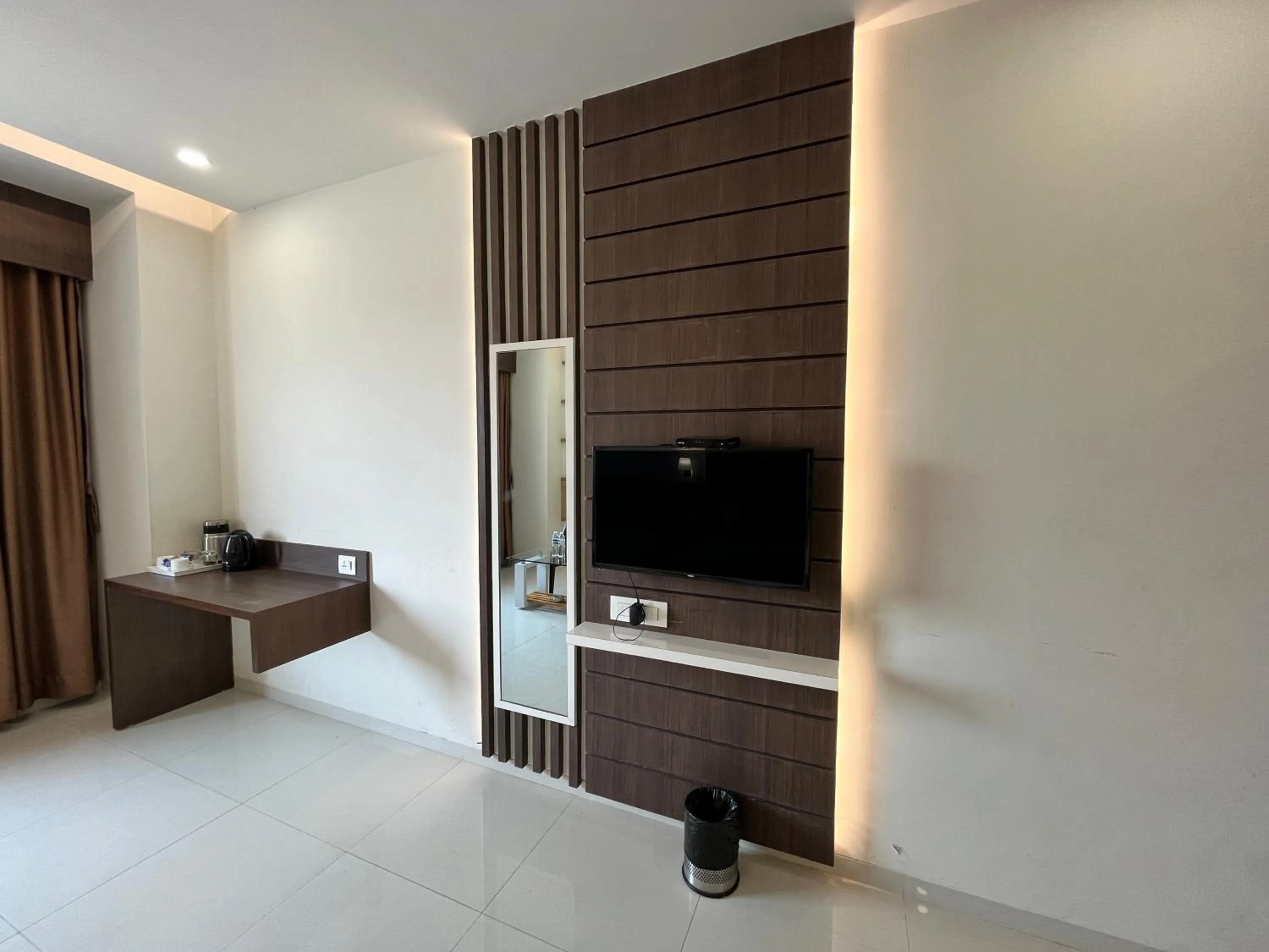 wardrobe in Hotel Grand Darshan Vadodara