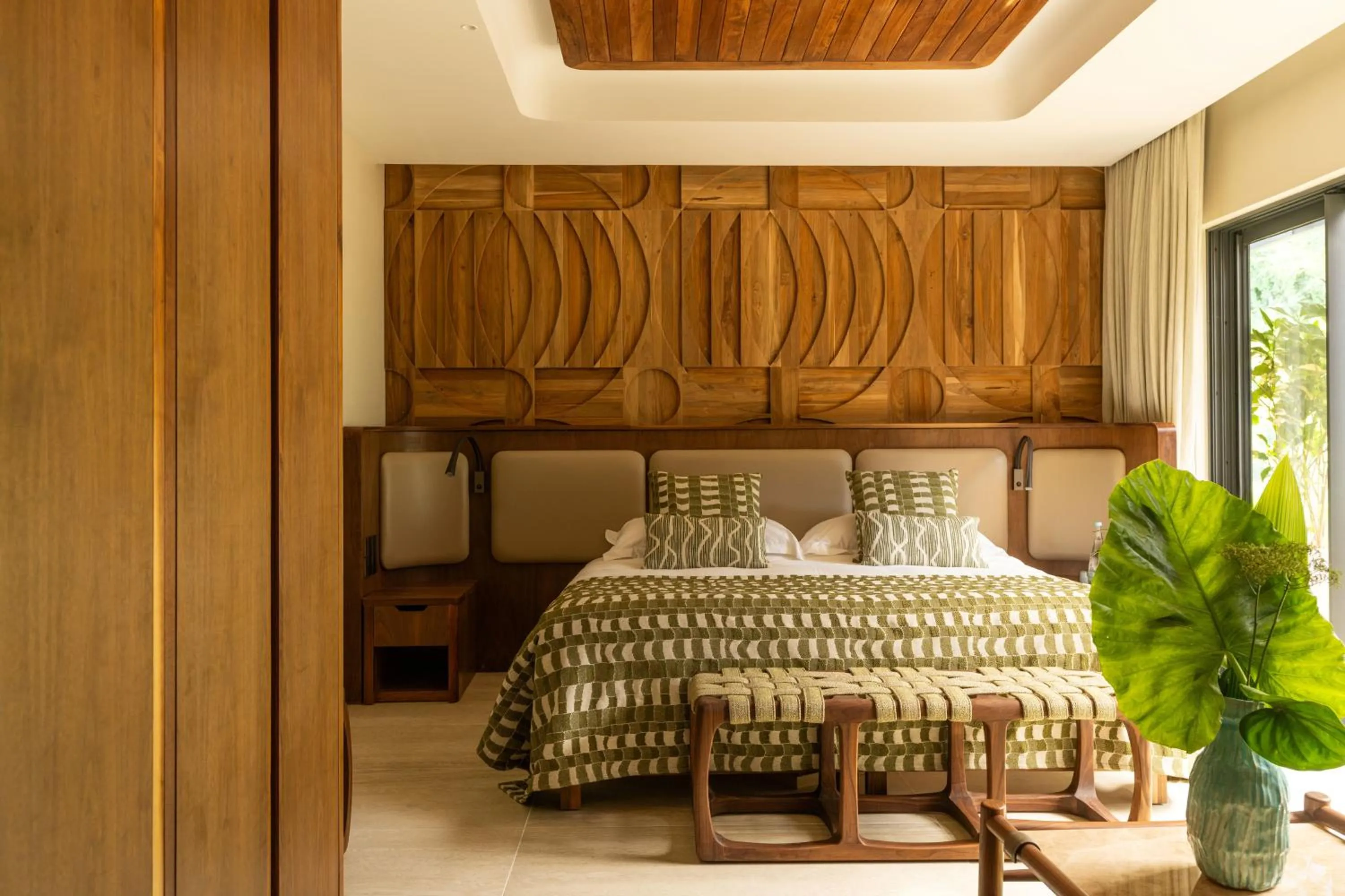 Bedroom, Bed in Legend Hill Residences and Spa