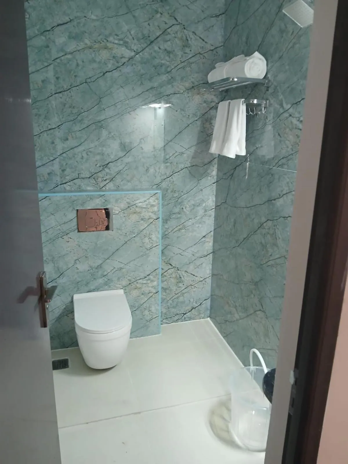 Shower in Ramraj Resort