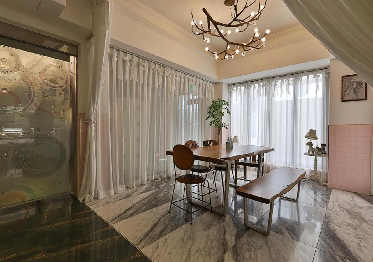 February Hotel Gimhae