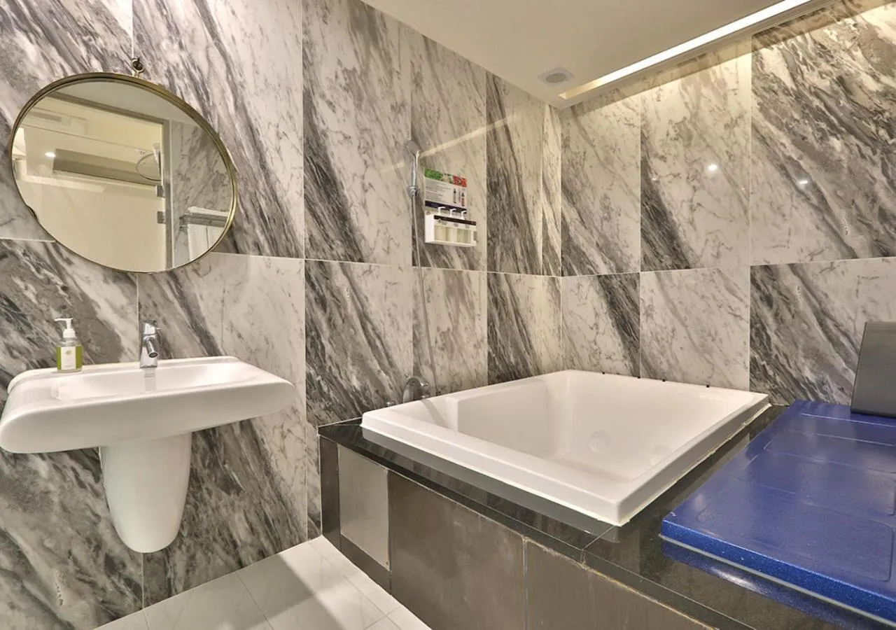 February Hotel Gimhae