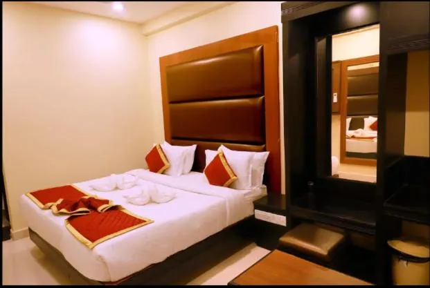 Bed in HOTEL SAMUDRA