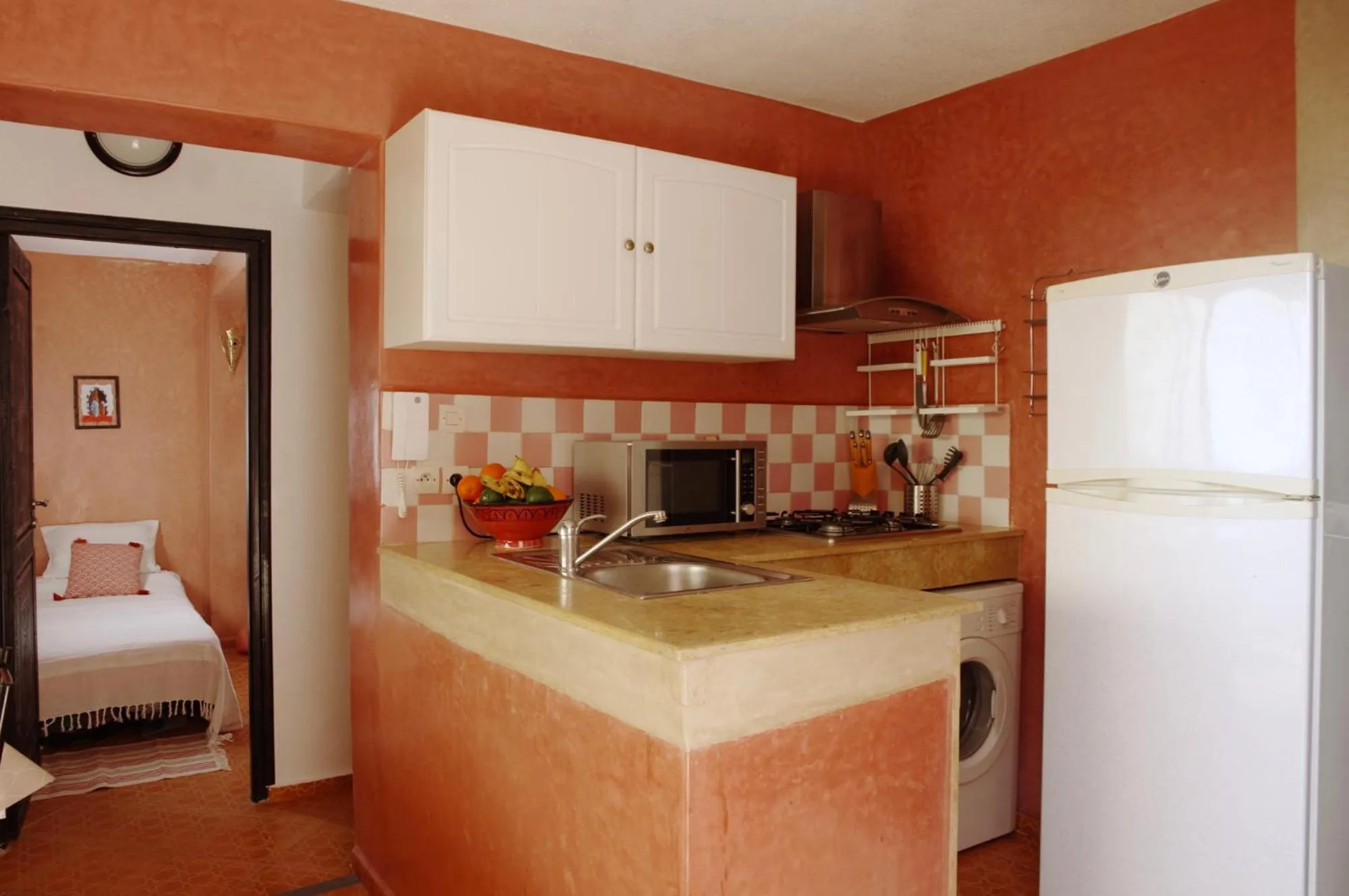 Kitchen or kitchenette, Bed in Dar Océana