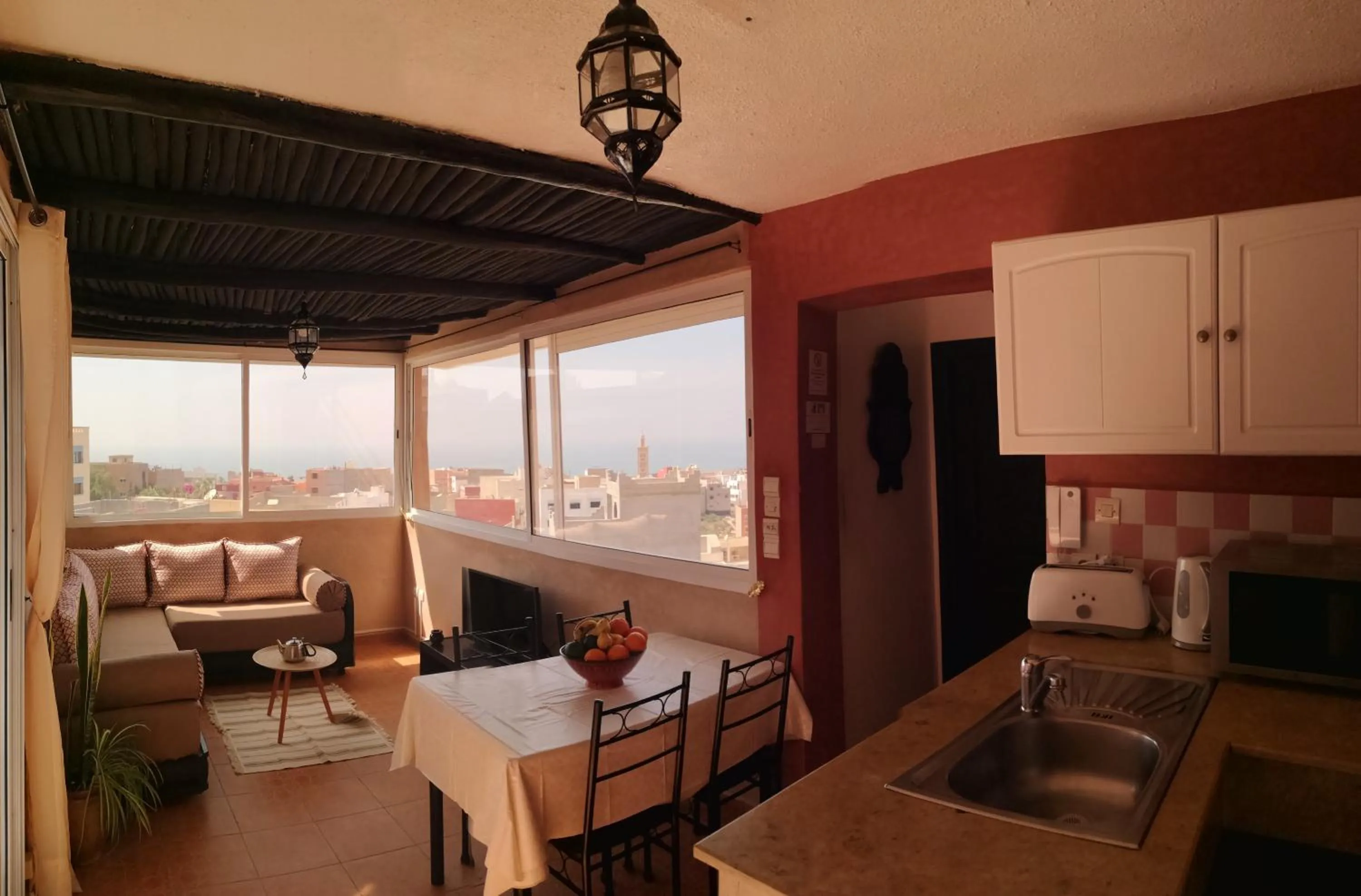 Dining area in Dar Océana