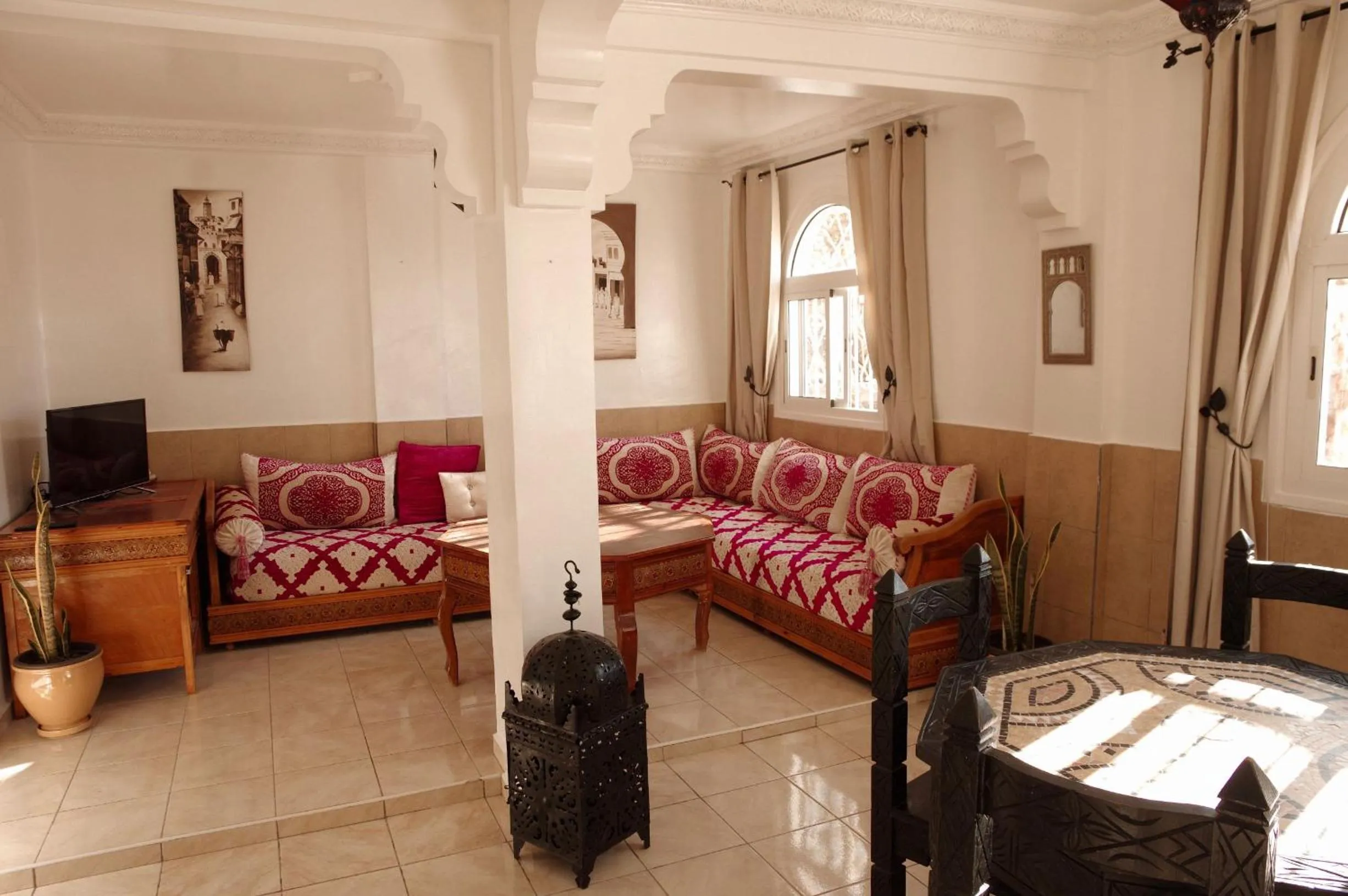 Dining area in Dar Océana