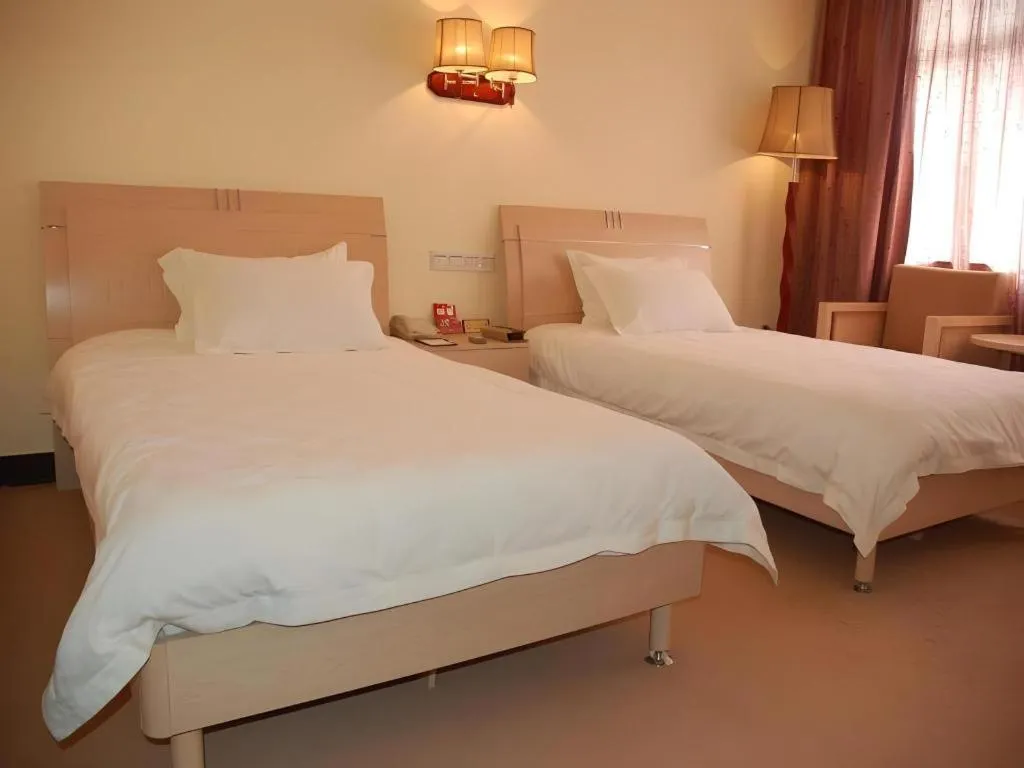 Bed in Yue Lai Yue Hotel