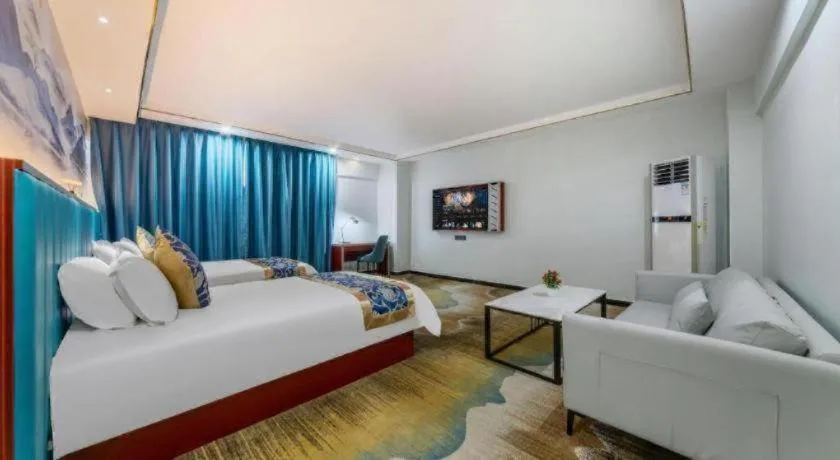 Bed in Yue Lai Yue Hotel