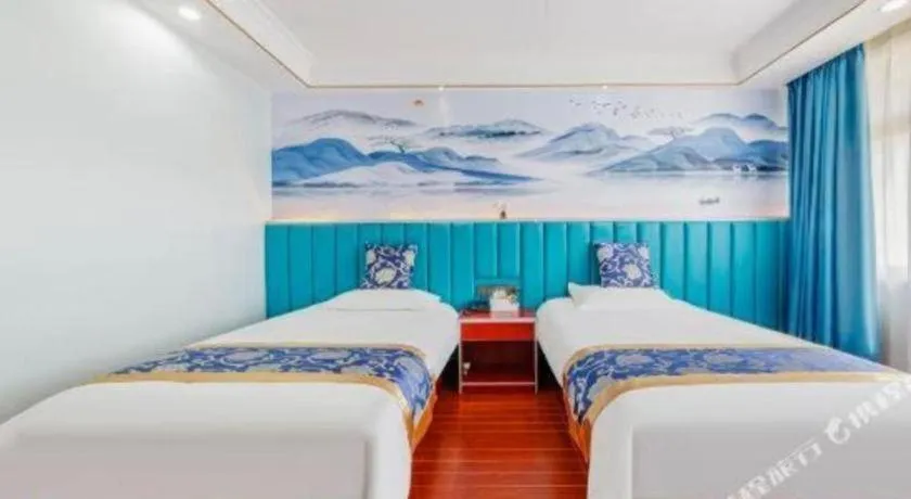 Bed in Yue Lai Yue Hotel