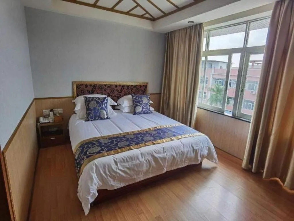 Bed in Yue Lai Yue Hotel
