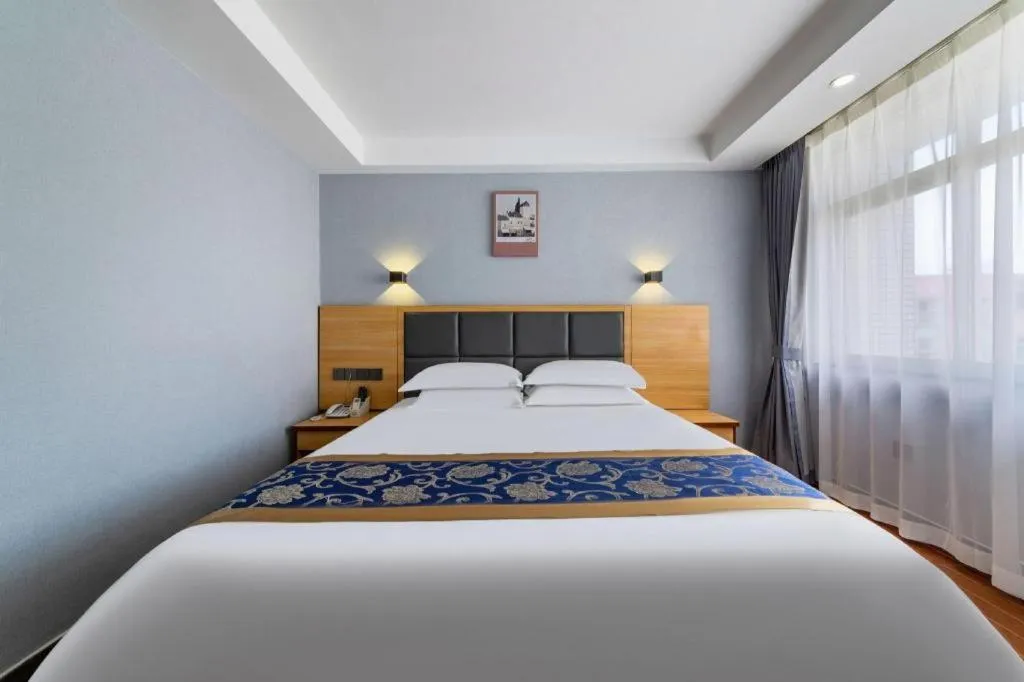 Bed in Yue Lai Yue Hotel