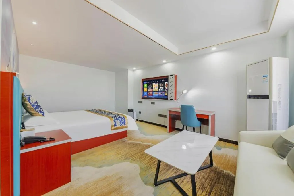 Bed in Yue Lai Yue Hotel