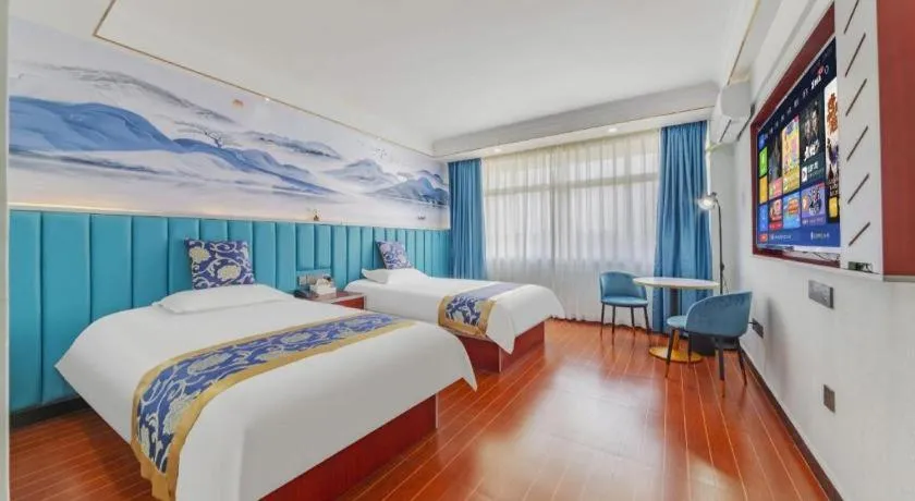 Bed in Yue Lai Yue Hotel