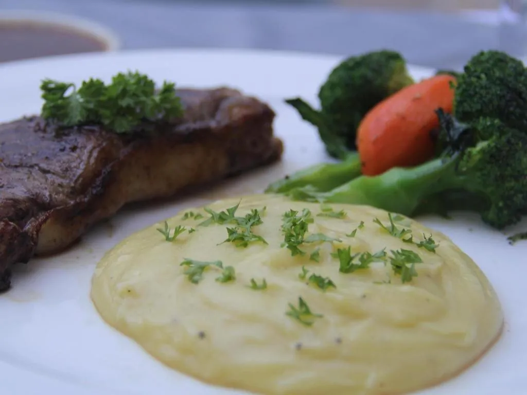 Popular Boutique Hotel