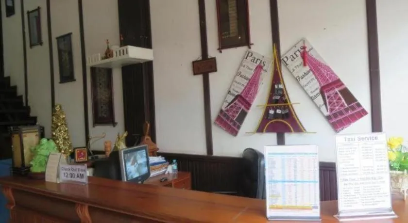 New Lao Paris Hotel