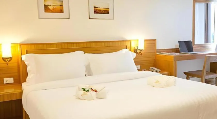 Bed in Muanmanee Boutique Hotel