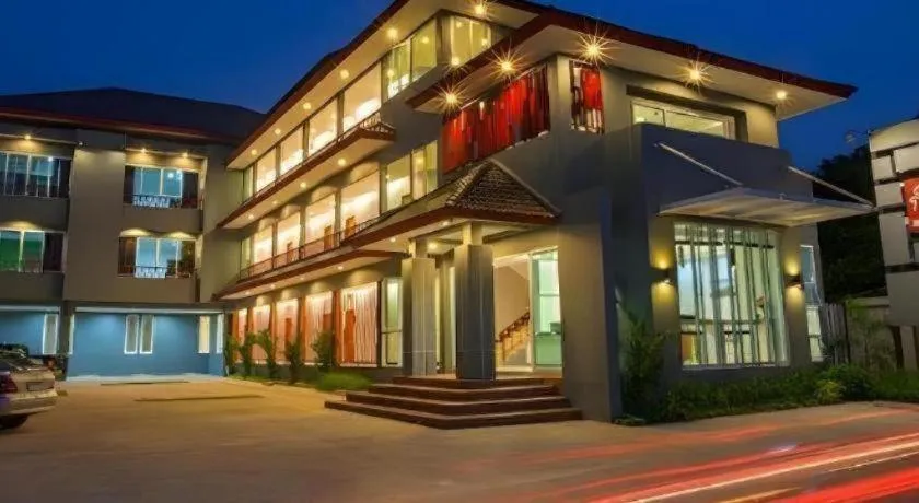 Soontree House Hotel