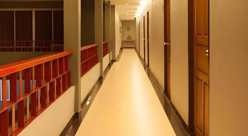 Soontree House Hotel