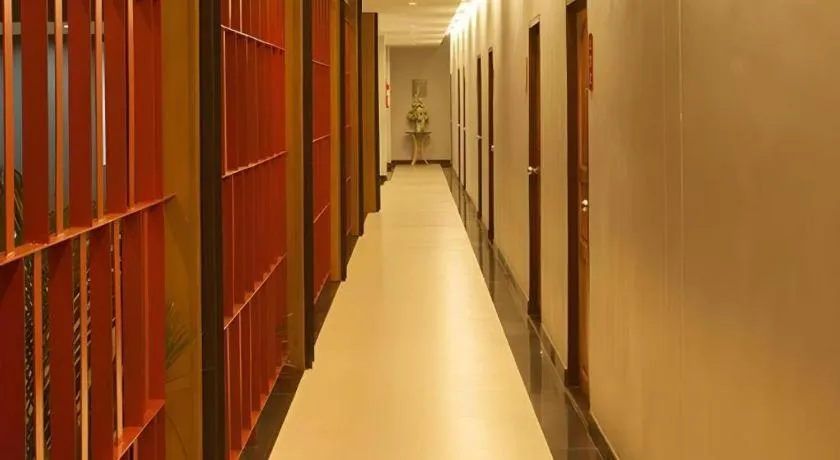 Soontree House Hotel