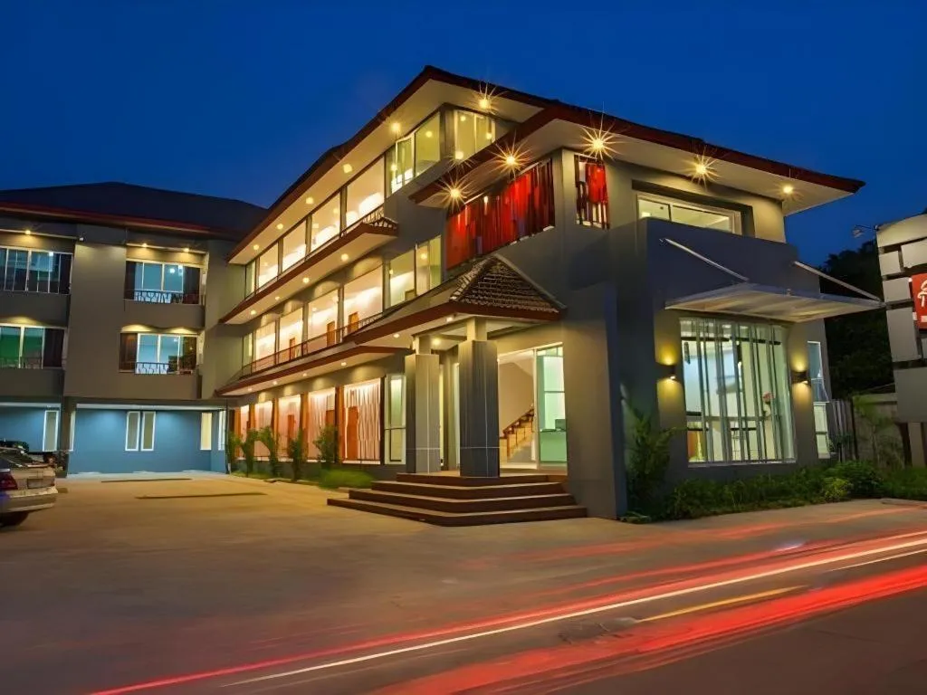 Soontree House Hotel