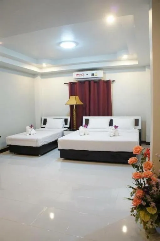 Bed in Nan Treasure Hotel