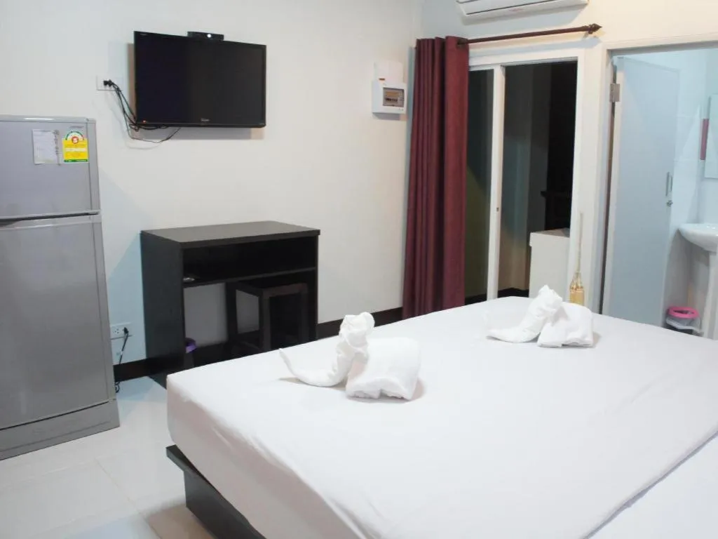 Bed in Nan Treasure Hotel