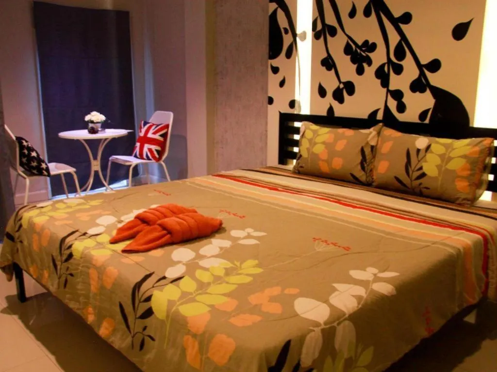Bed in RungRoj Panich Hotel