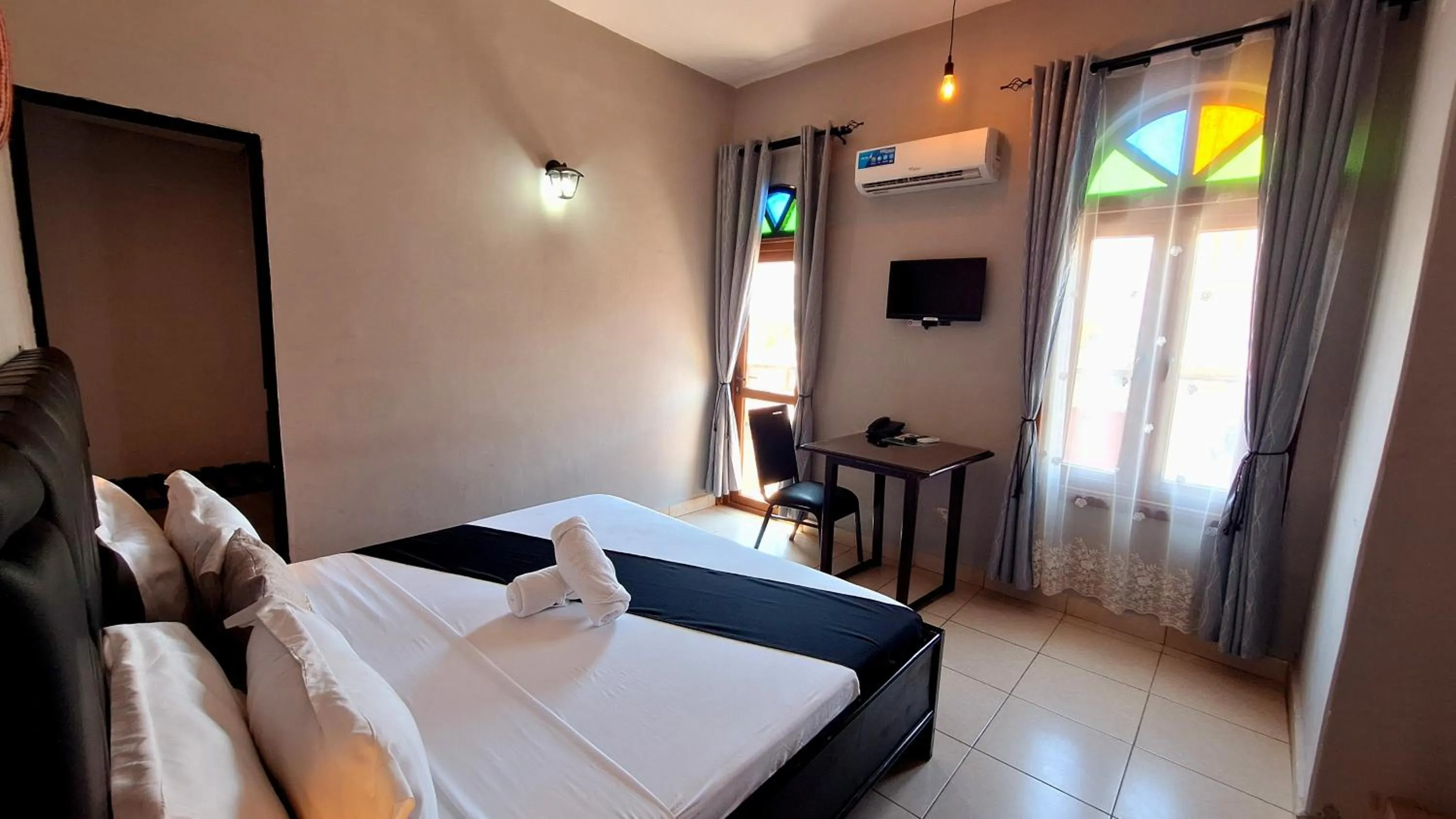 Bedroom, Bed in Rumaisa Hotel