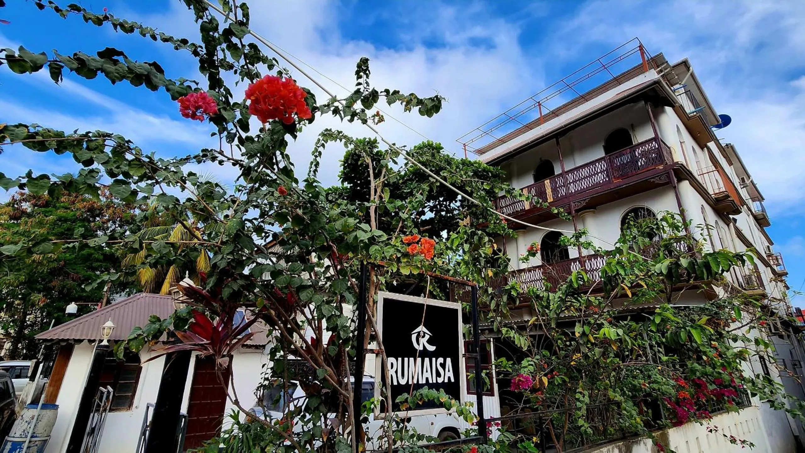 Property building in Rumaisa Hotel