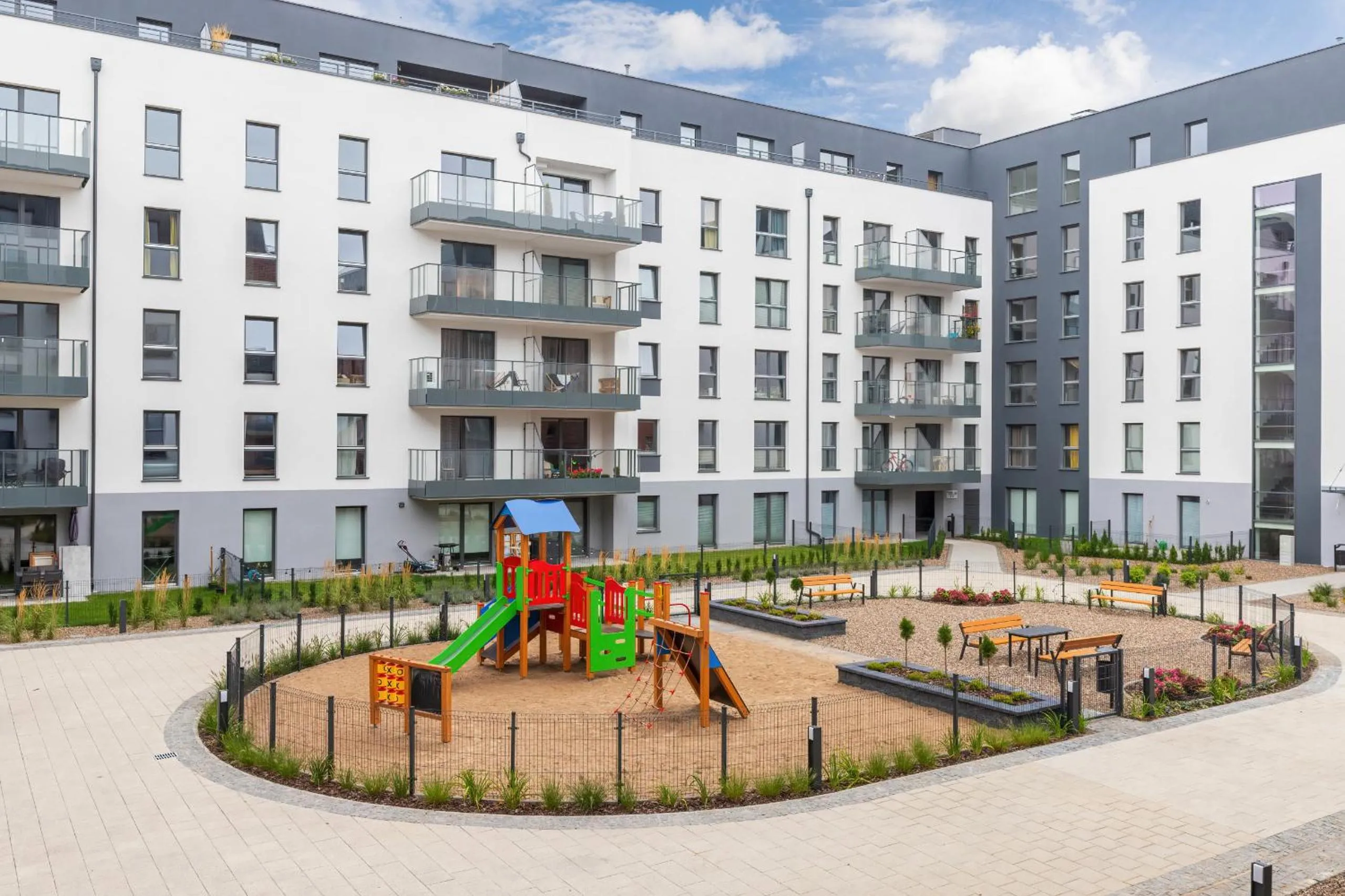 Off site in OLD Superior Apartment