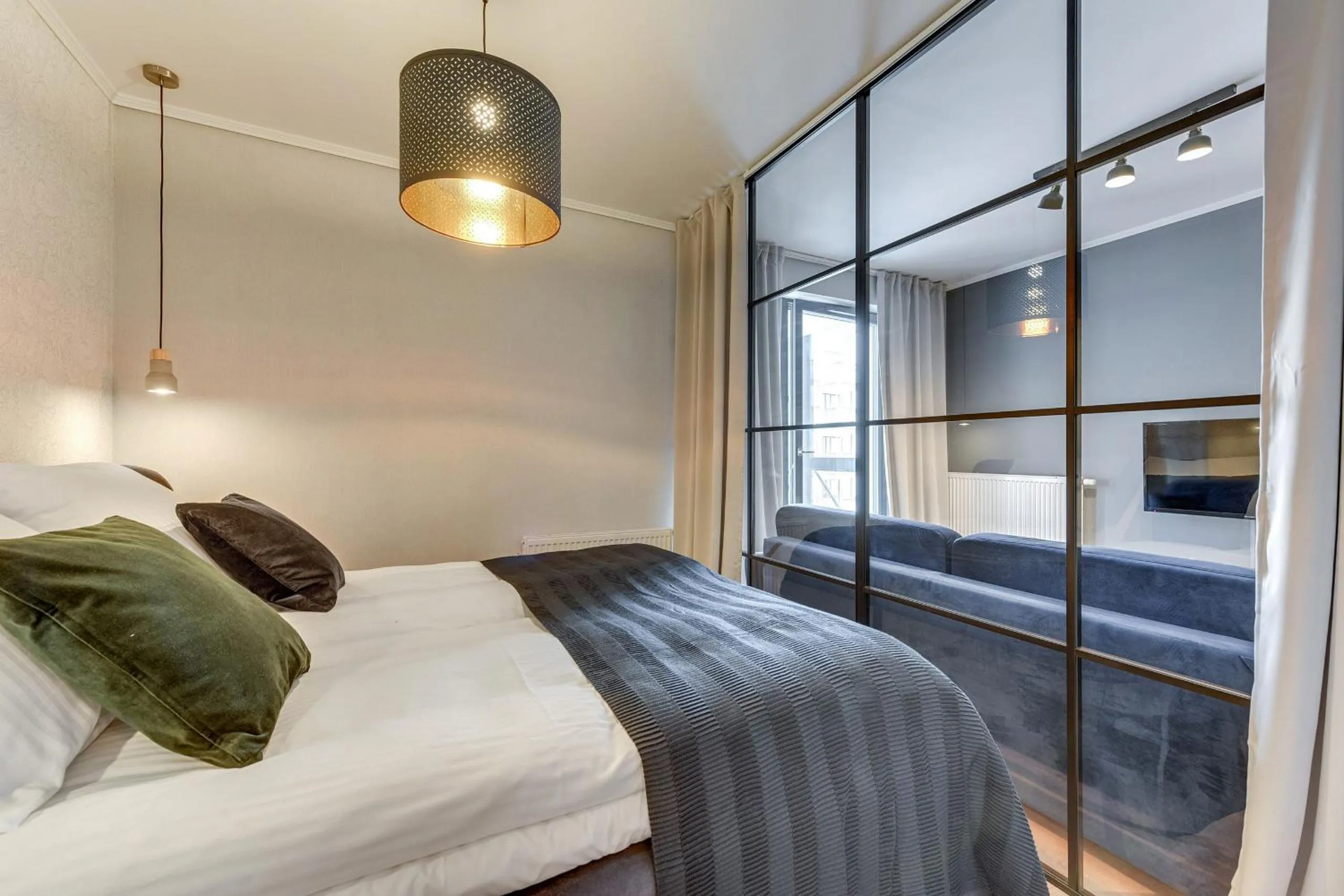 Bed in OLD Superior Apartment